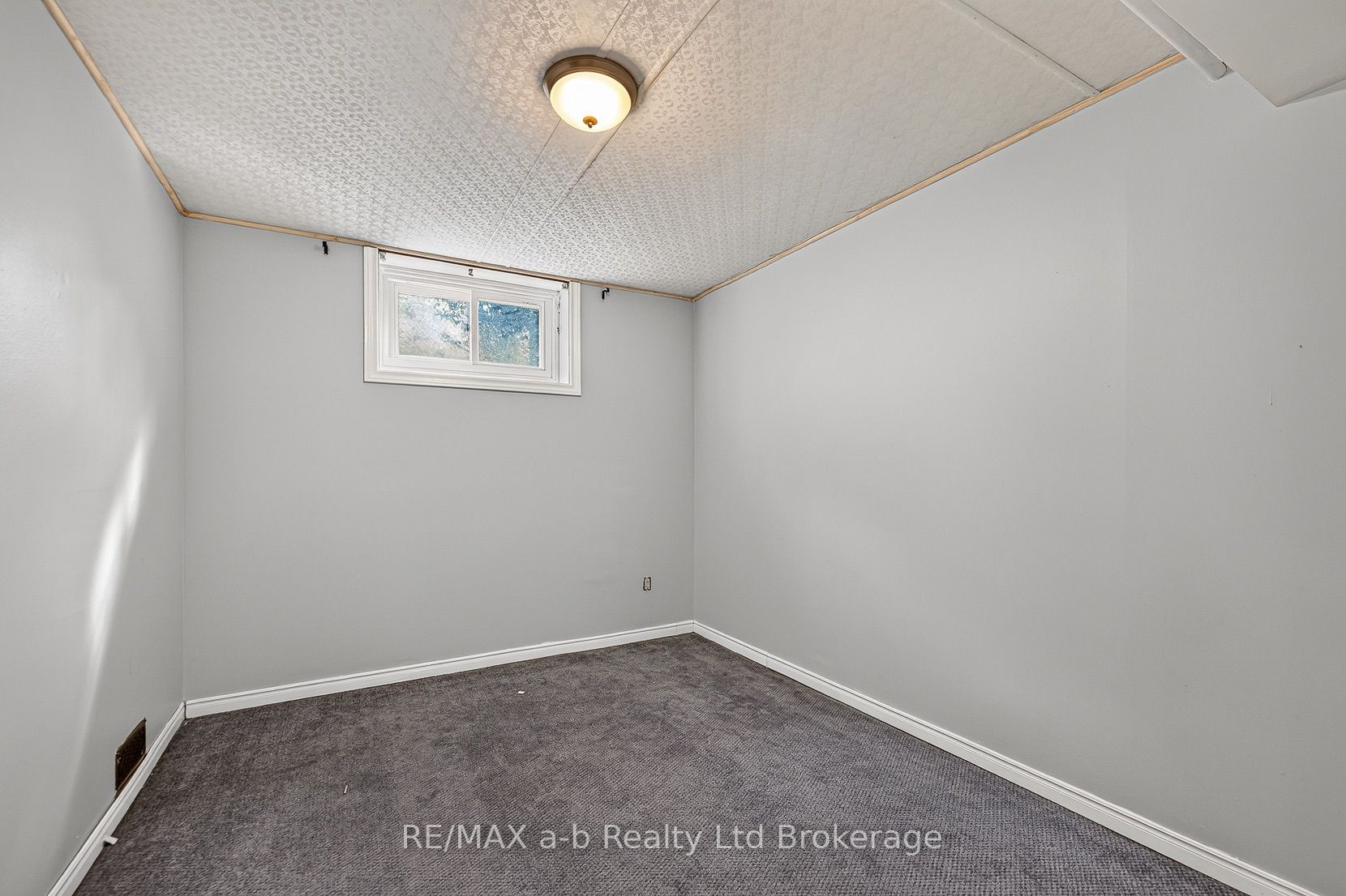 830 Maple Avenue Property Photo 25