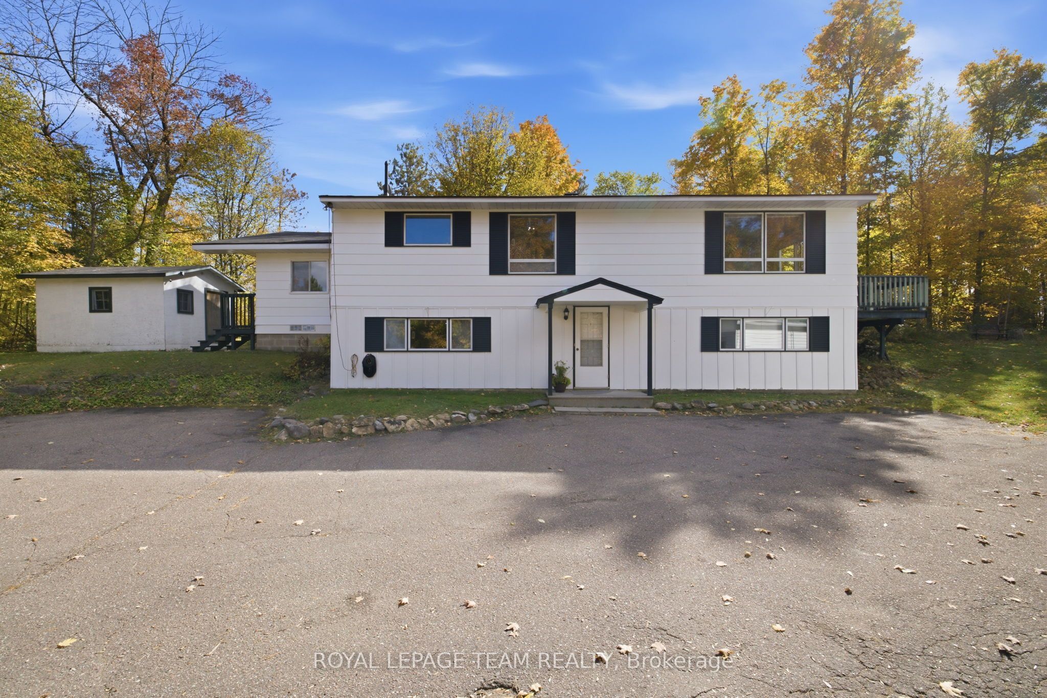 4775 Calabogie Road Property Photo 3