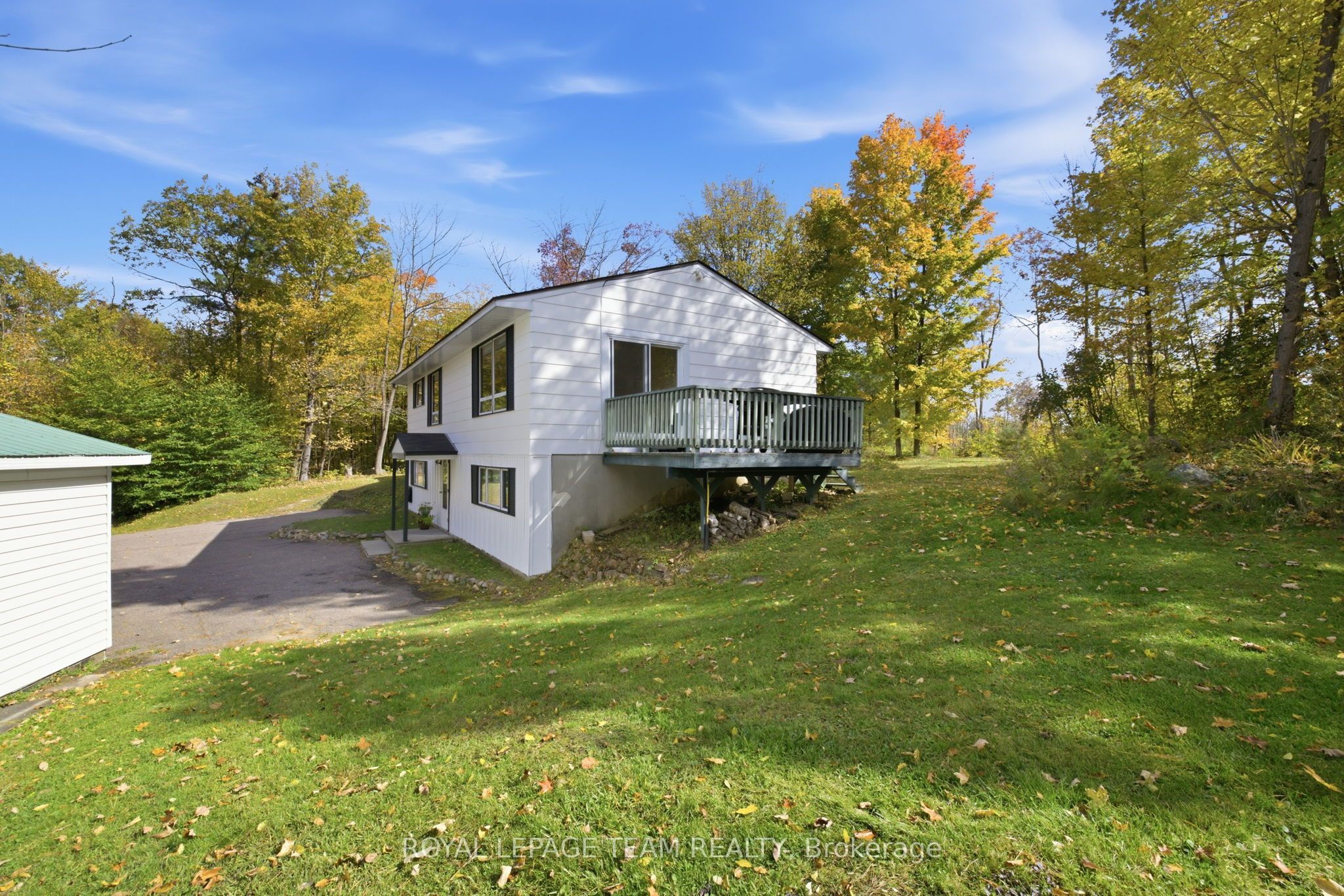 4775 Calabogie Road Property Photo 5