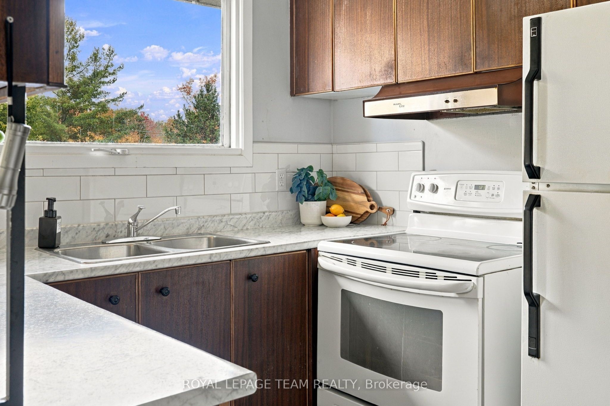 4775 Calabogie Road Property Photo 11