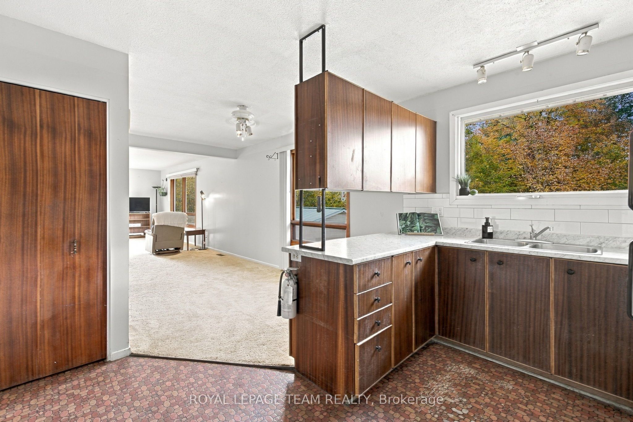4775 Calabogie Road Property Photo 15