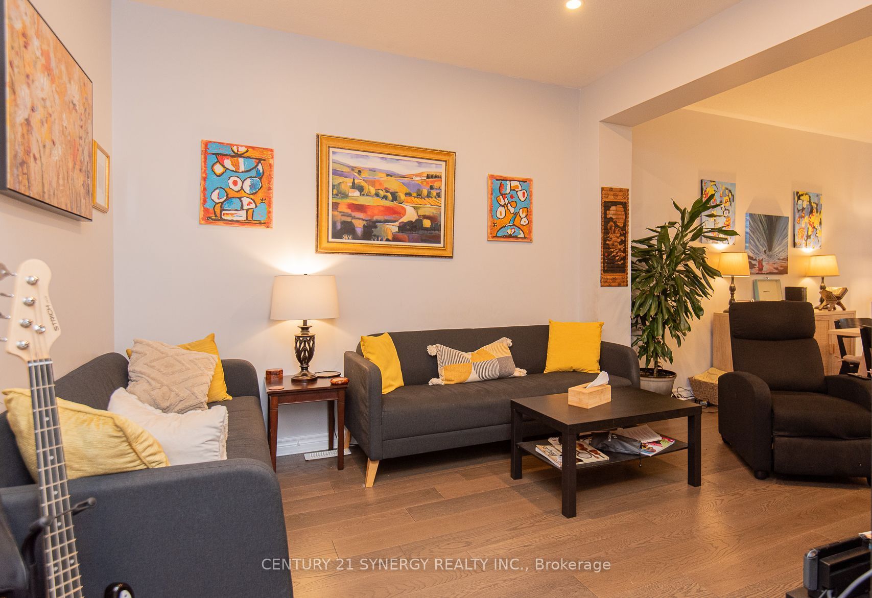 2025 Pennyroyal Crescent Property Photo 14