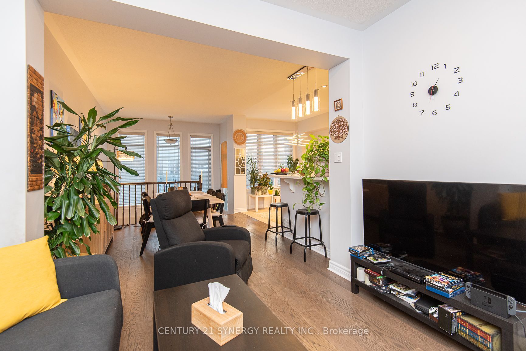 2025 Pennyroyal Crescent Property Photo 15