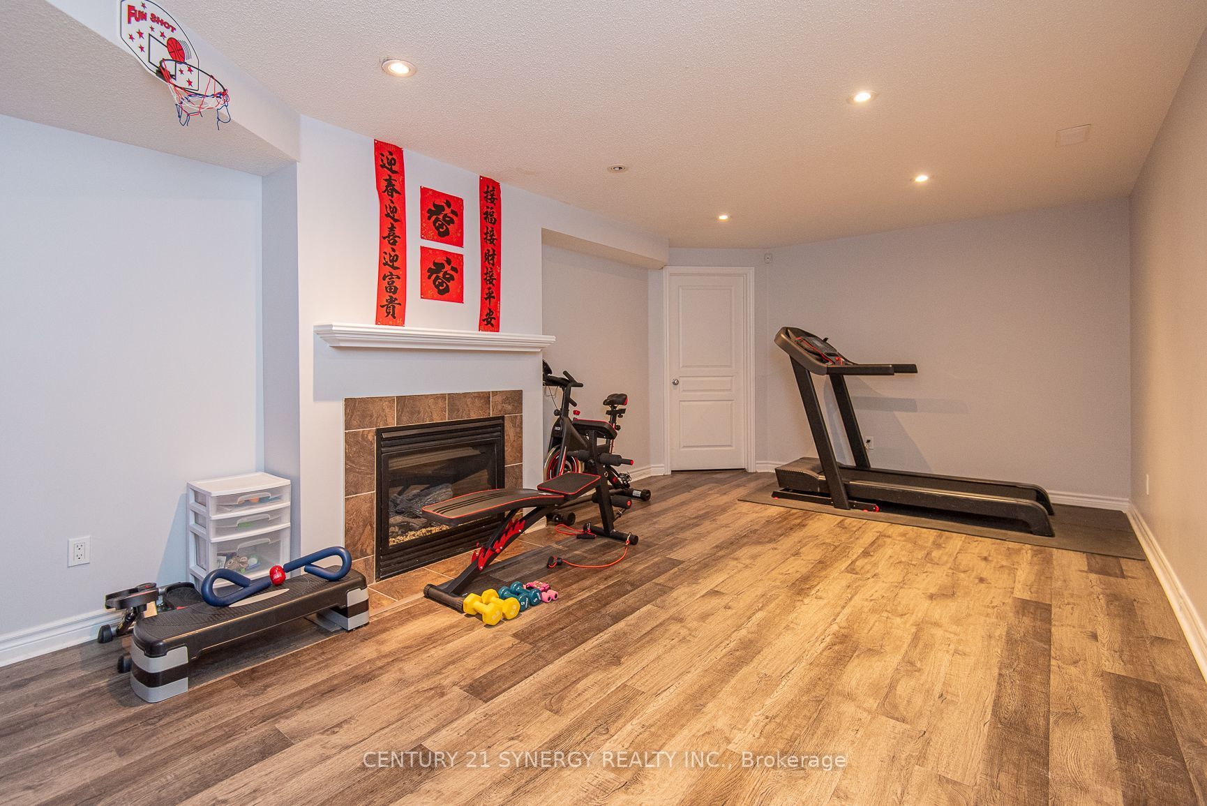 2025 Pennyroyal Crescent Property Photo 27