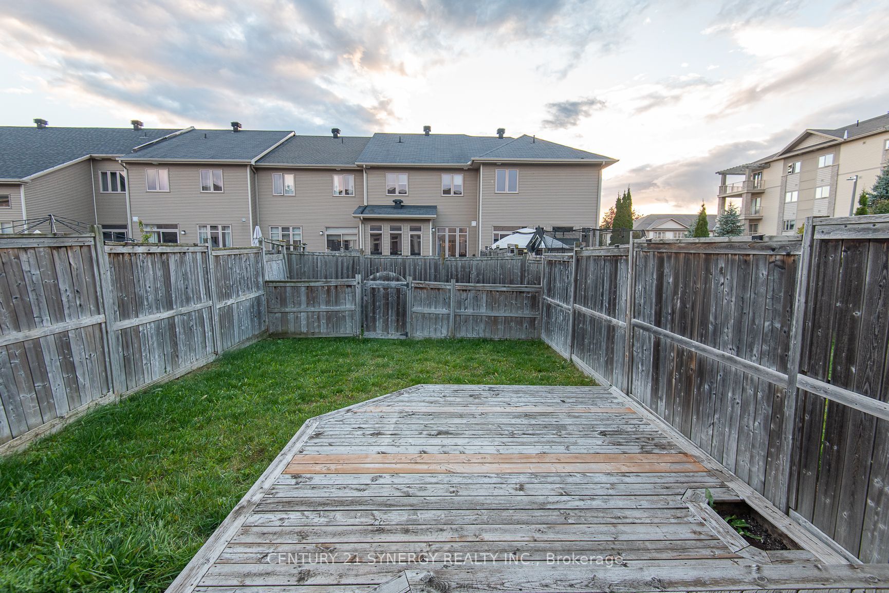 2025 Pennyroyal Crescent Property Photo 30
