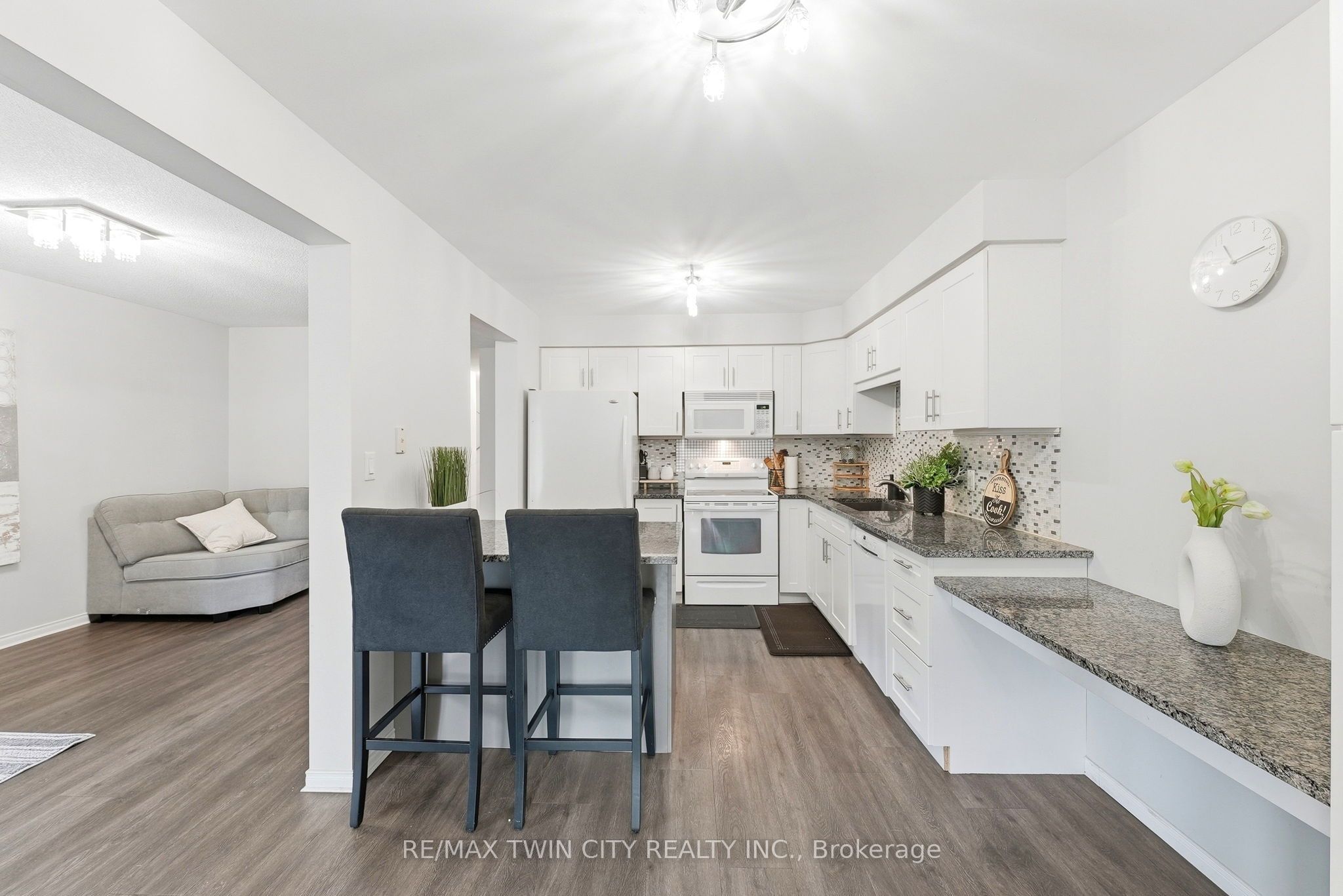 283 Fennel Street Property Photo 16