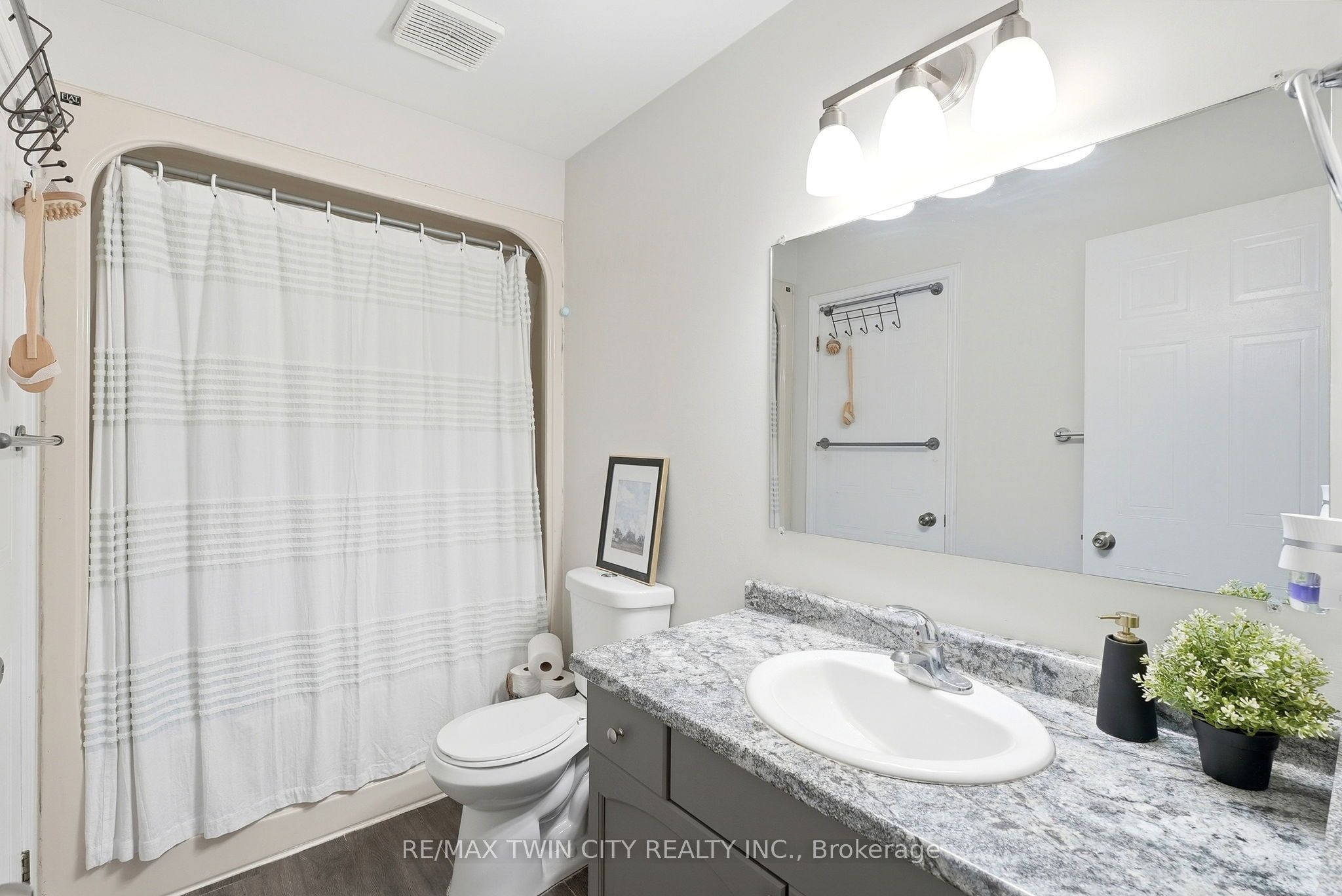 283 Fennel Street Property Photo 25