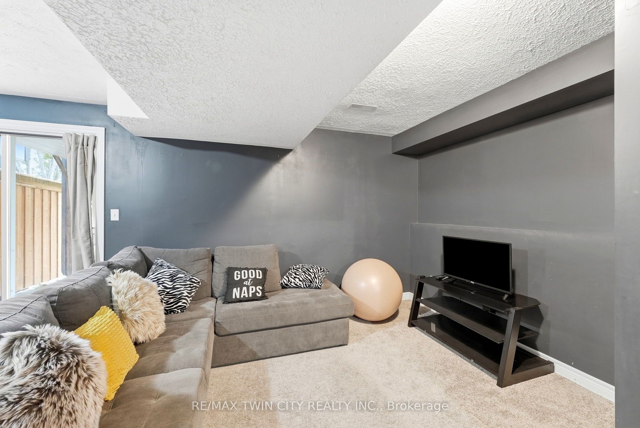 283 Fennel Street Property Photo 35