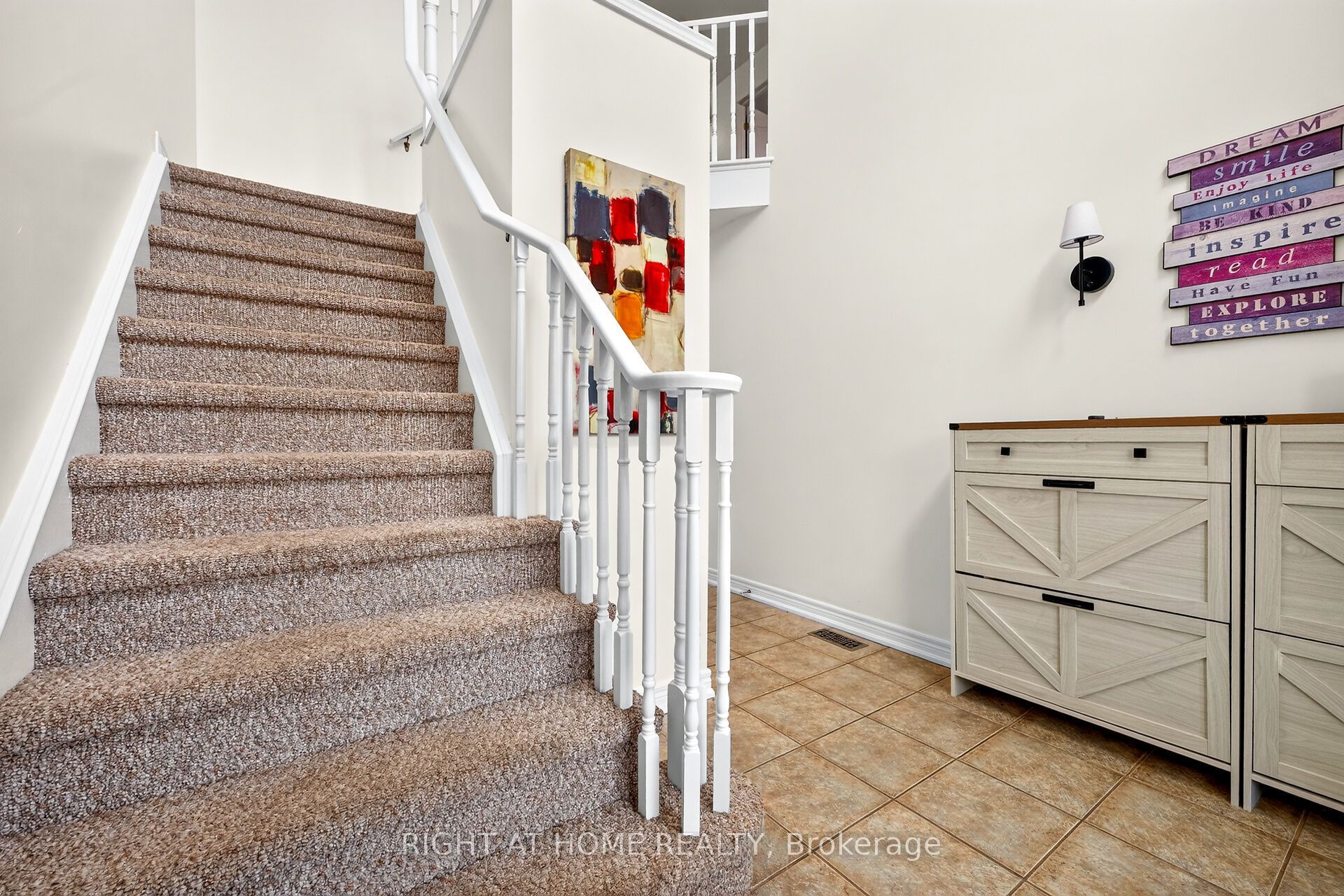 54 Vinifera Drive Property Photo 15