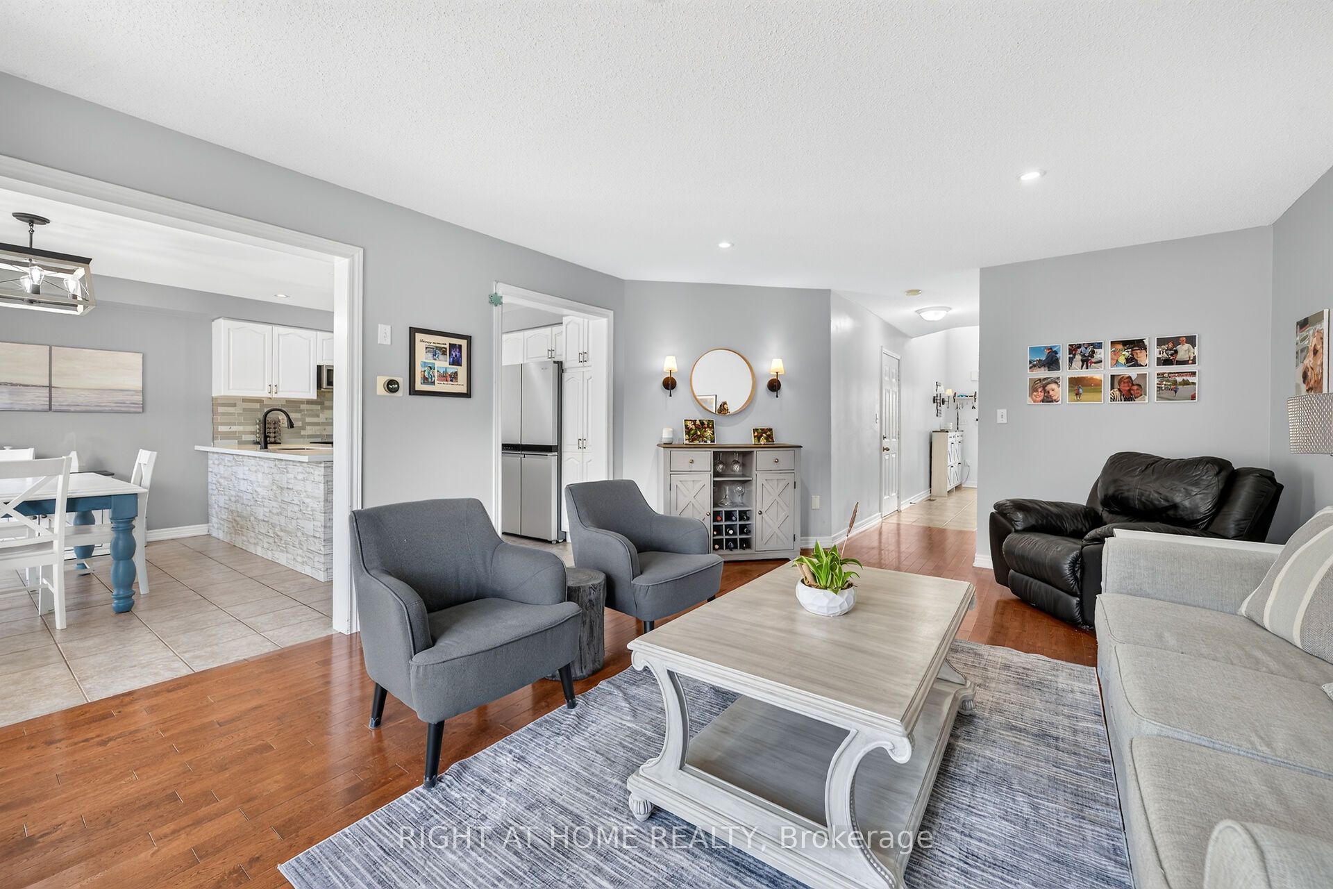 54 Vinifera Drive Property Photo 16