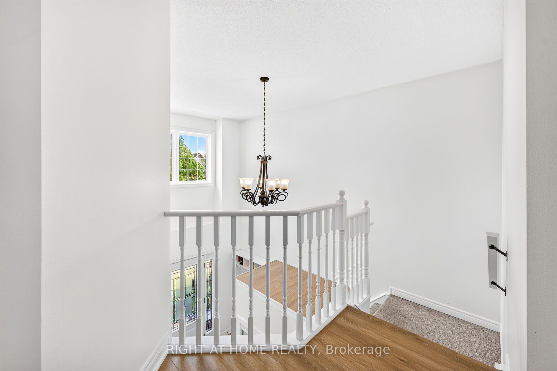 54 Vinifera Drive Property Photo 17