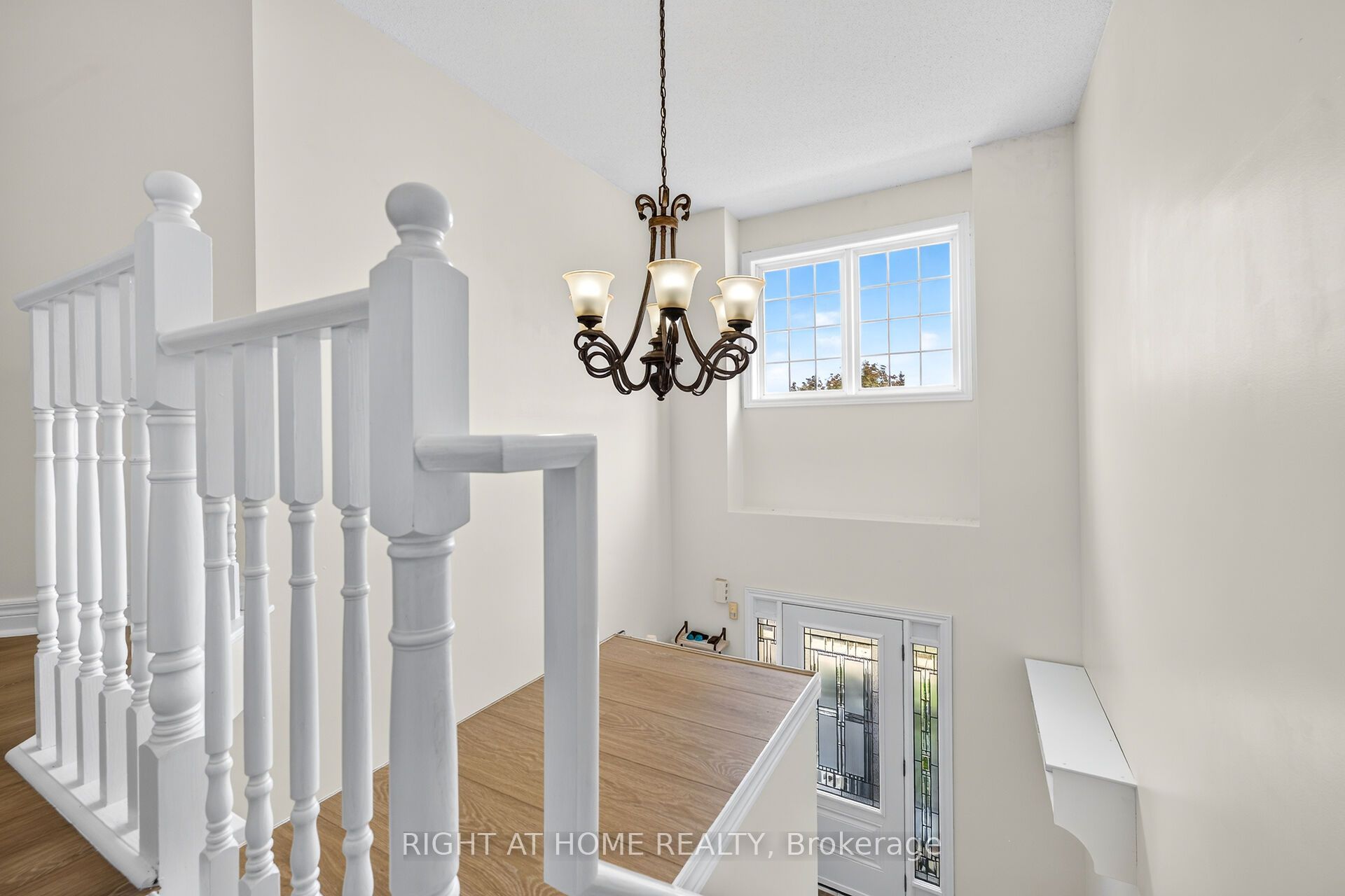 54 Vinifera Drive Property Photo 27