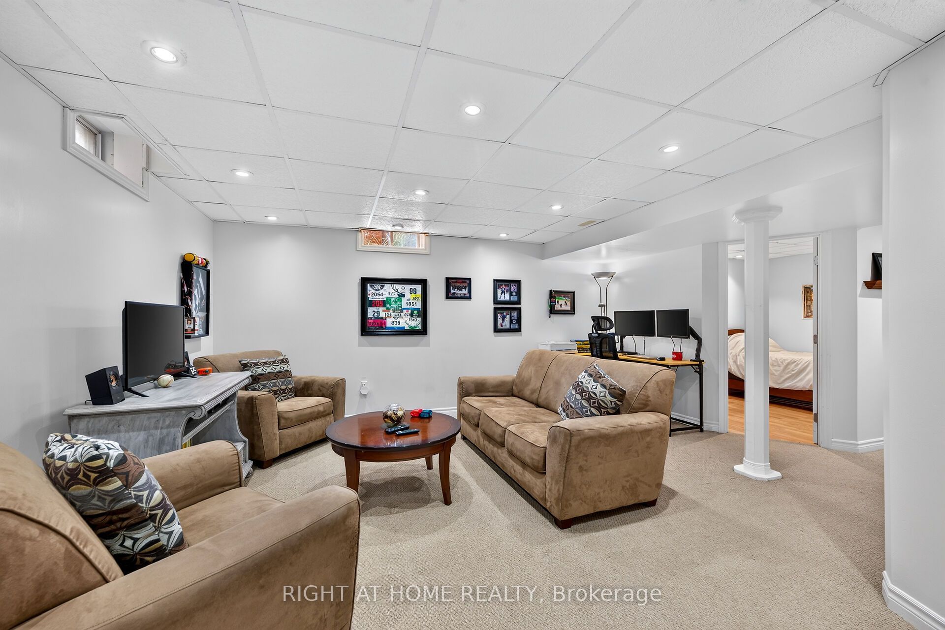 54 Vinifera Drive Property Photo 29