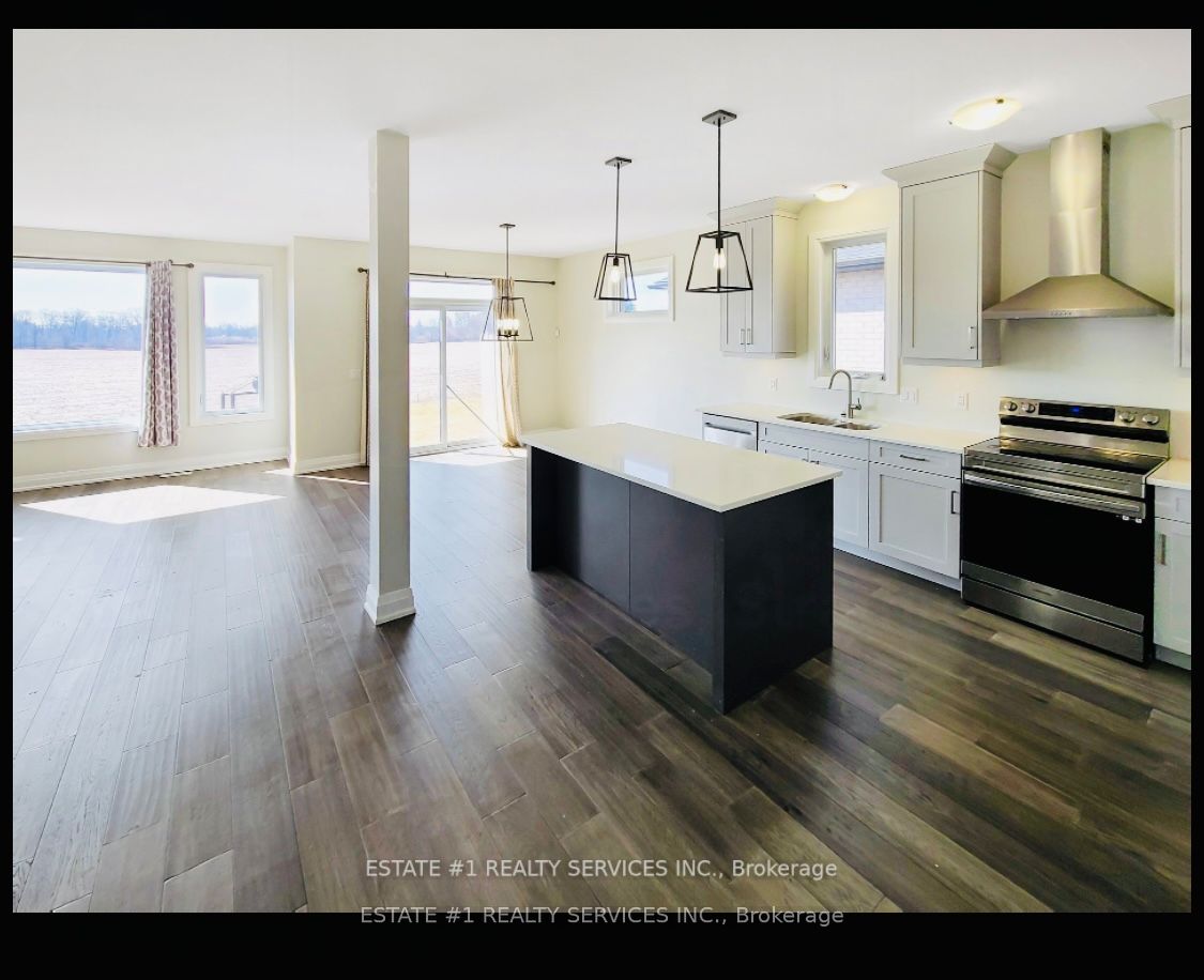 2047 Lockwood Crescent Property Photo 11