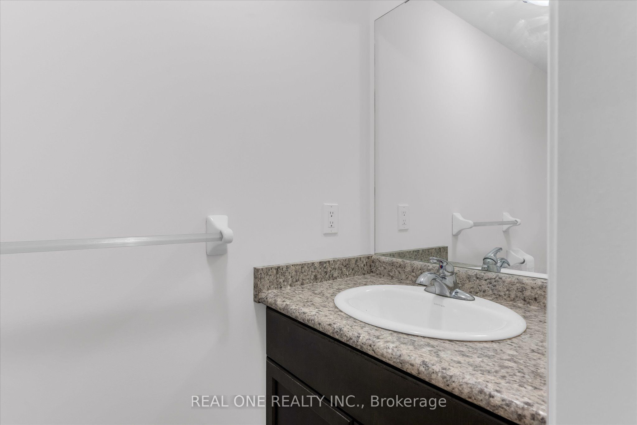 70 Highgate Drive 19 Property Photo 3
