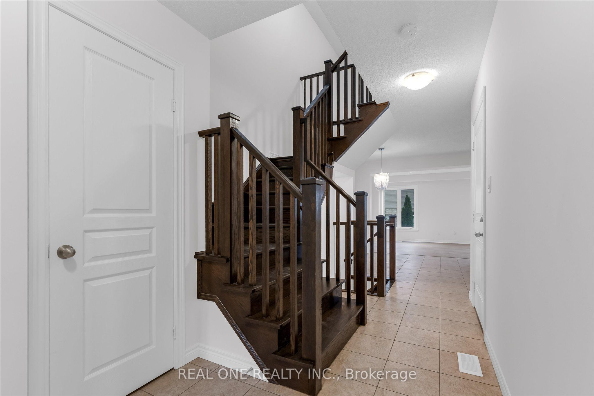 70 Highgate Drive 19 Property Photo 11