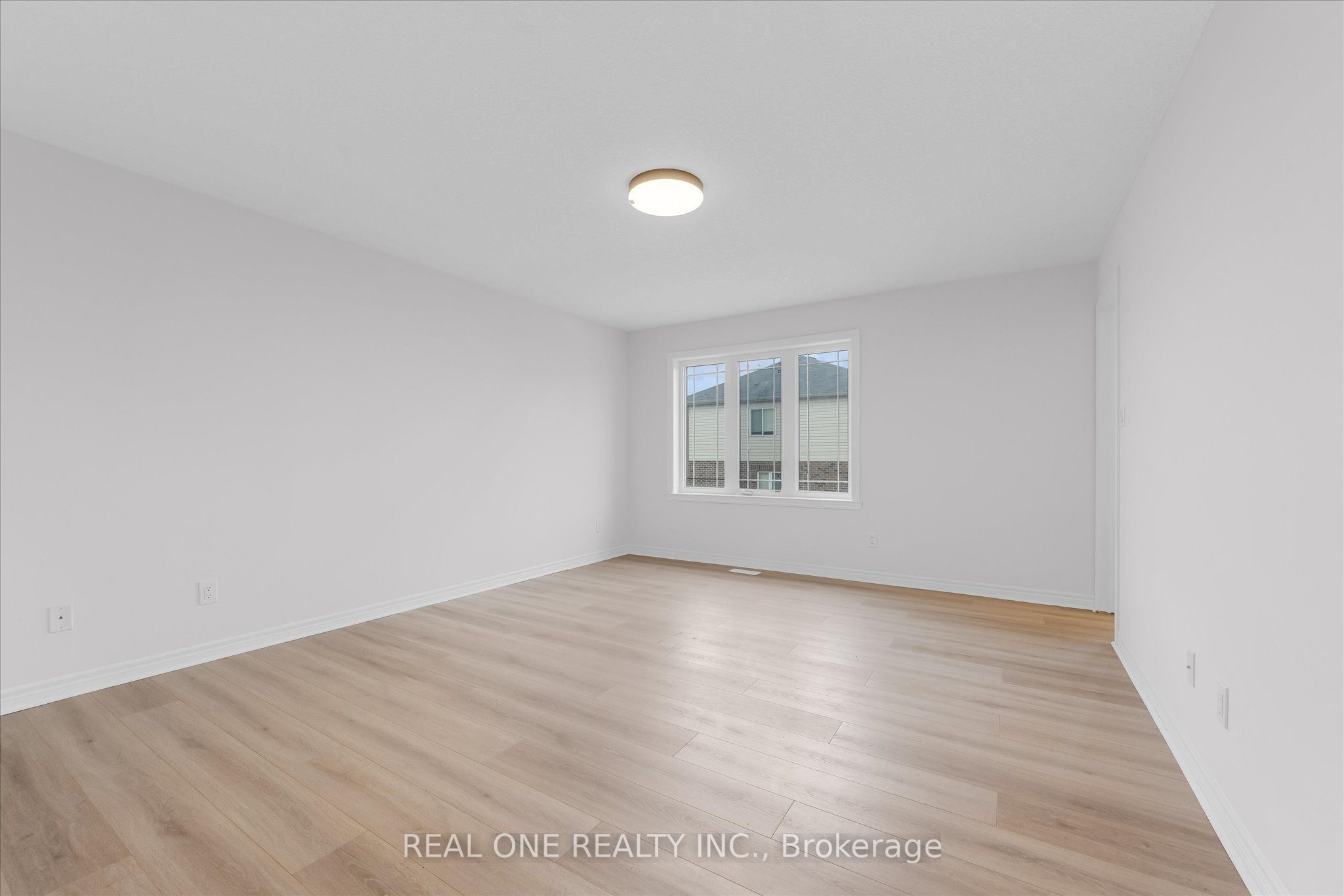 70 Highgate Drive 19 Property Photo 12