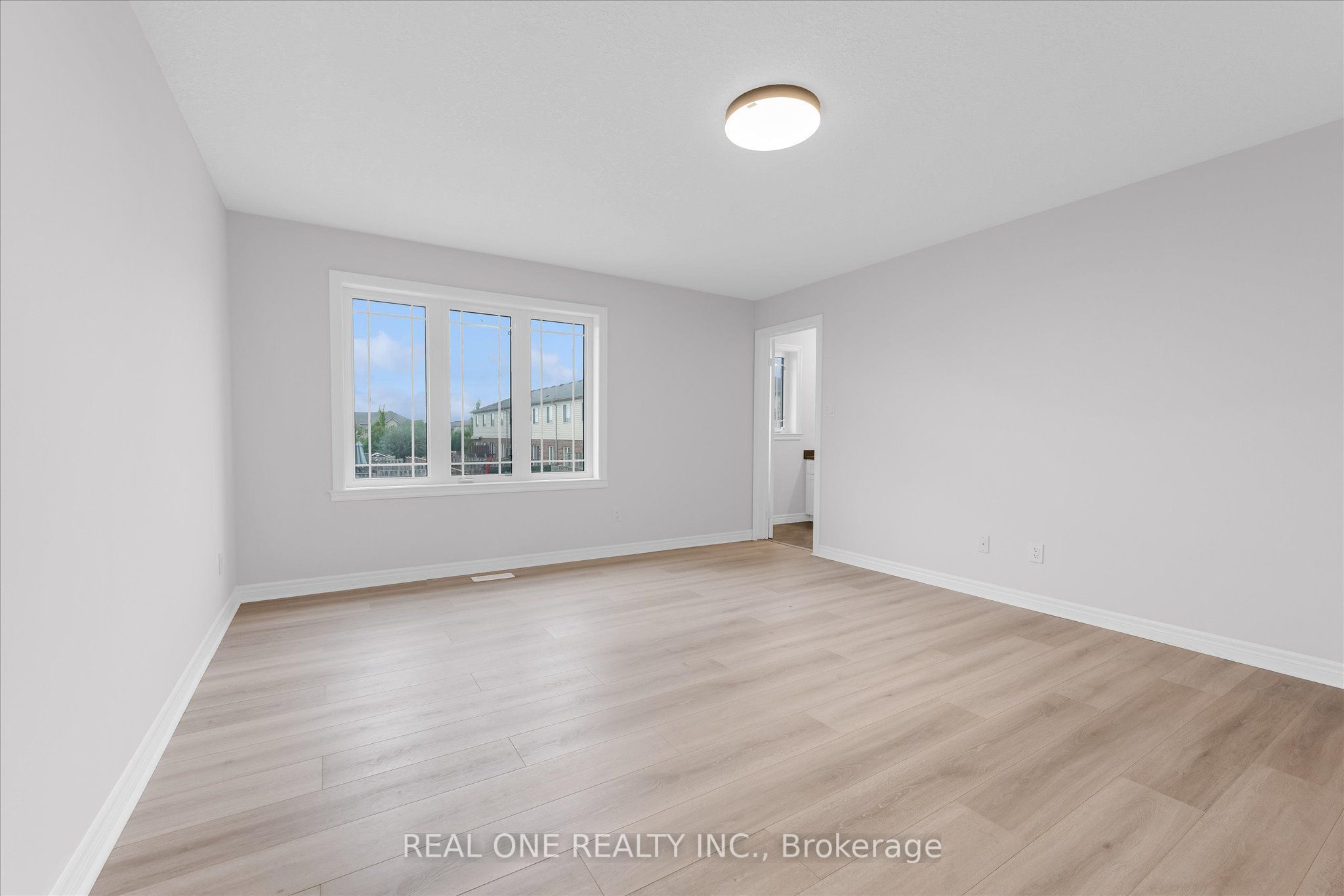 70 Highgate Drive 19 Property Photo 13