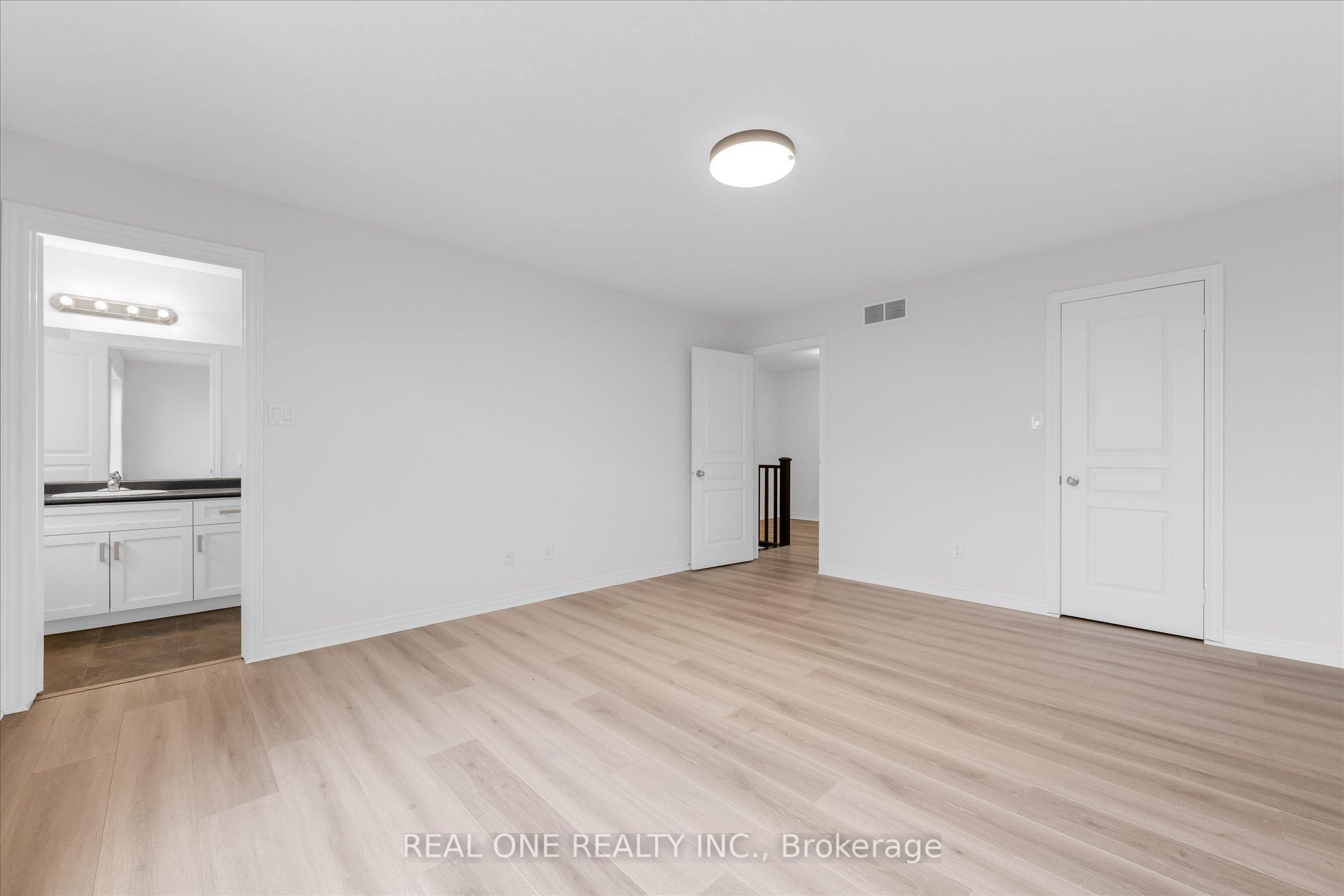 70 Highgate Drive 19 Property Photo 14