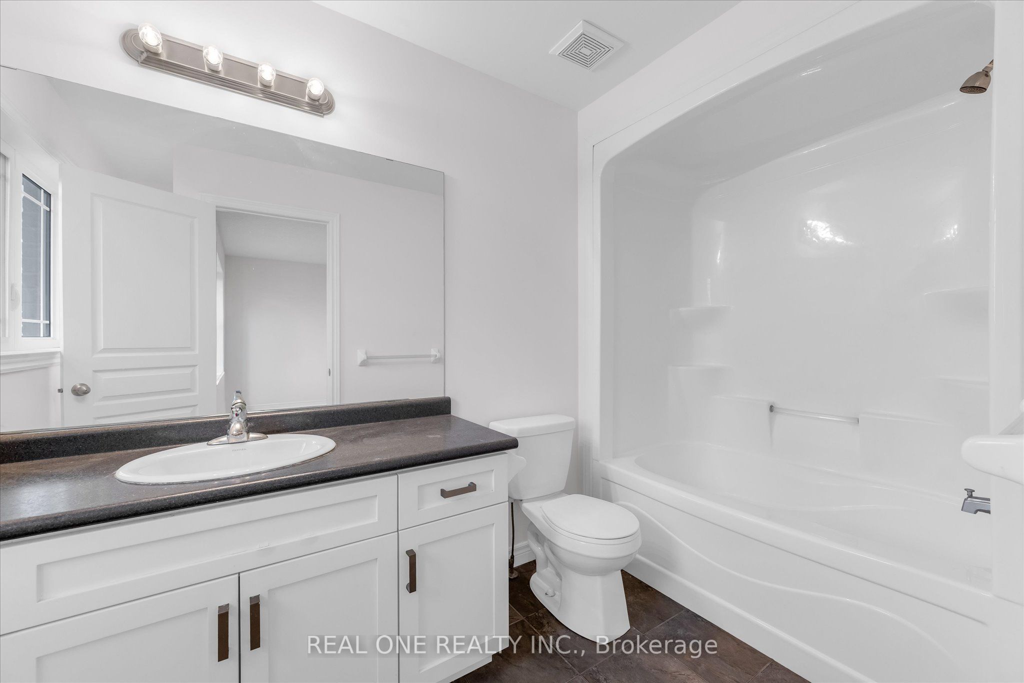 70 Highgate Drive 19 Property Photo 15