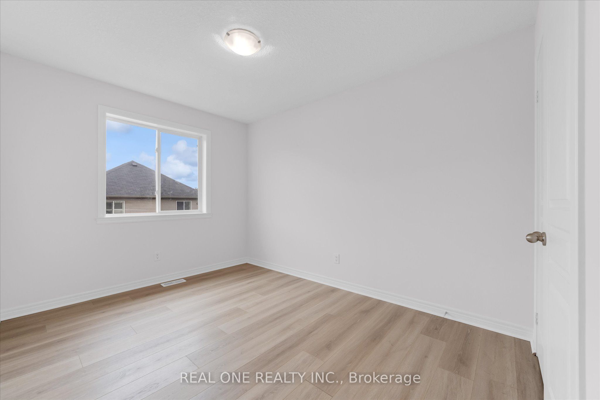 70 Highgate Drive 19 Property Photo 18