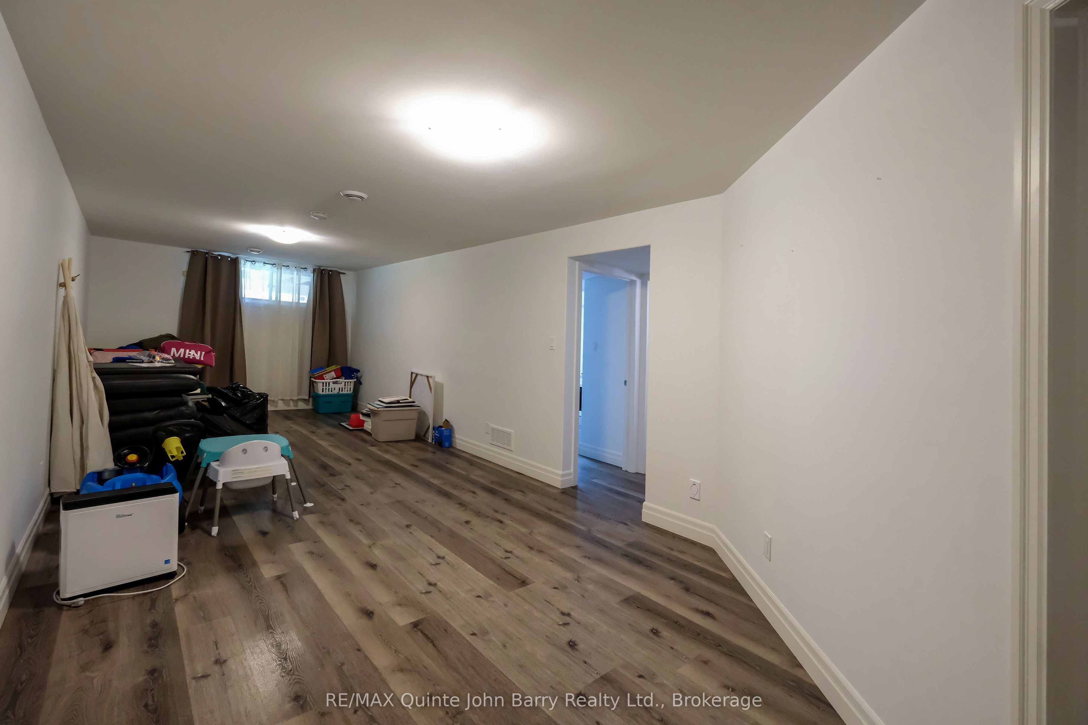 25 Hillside Meadow Drive Property Photo 18