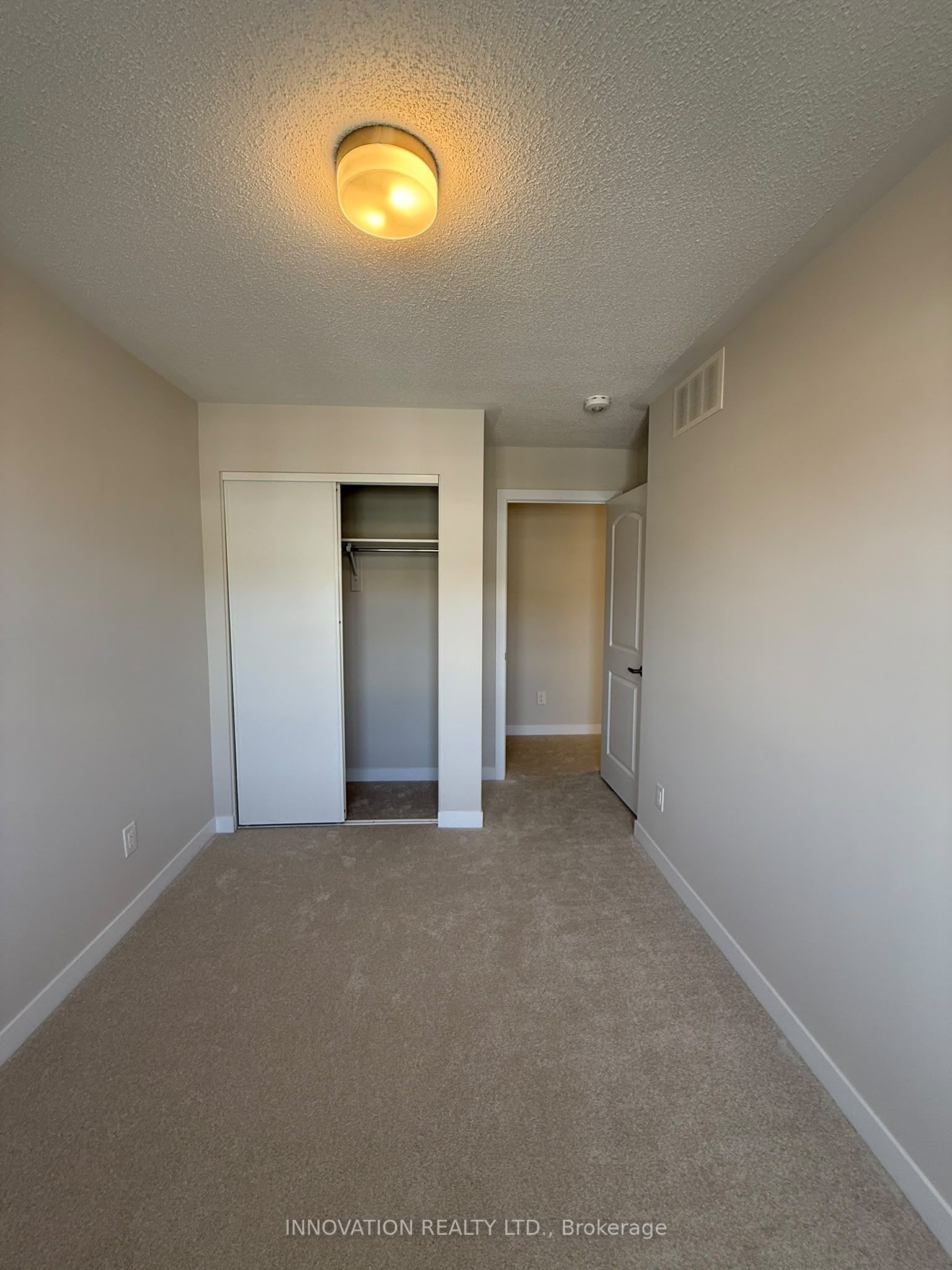 22 Sintaluta Walk Property Photo 17