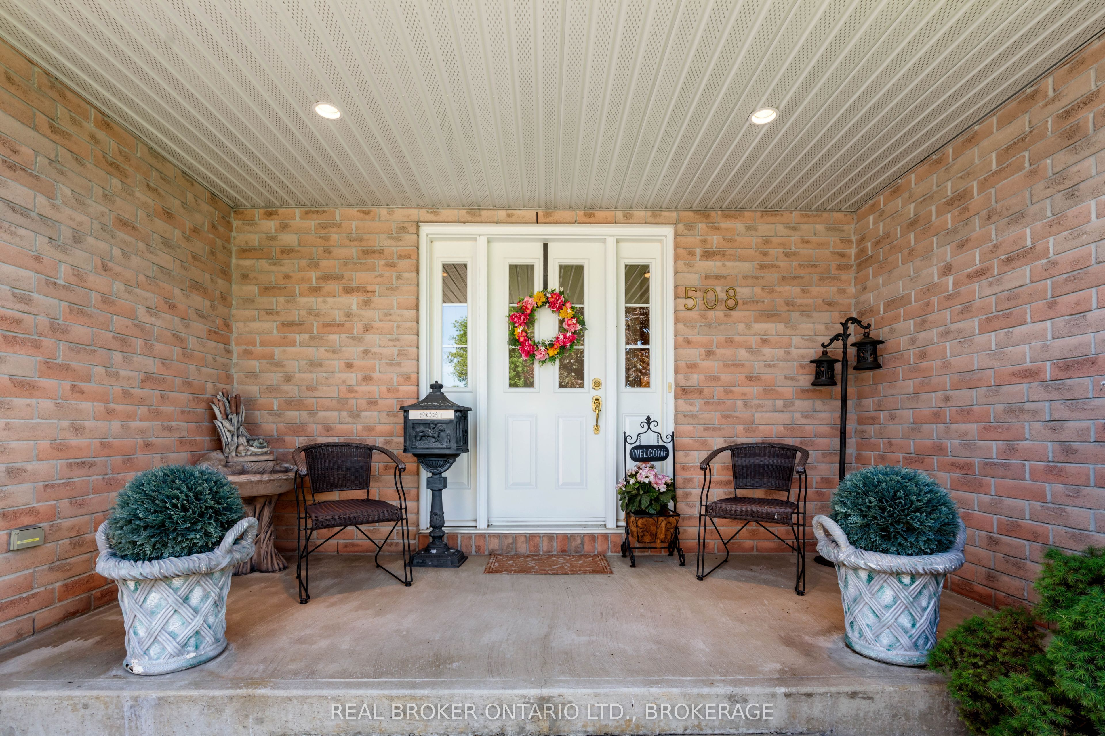 508 Jo Anne Crescent Property Photo 4
