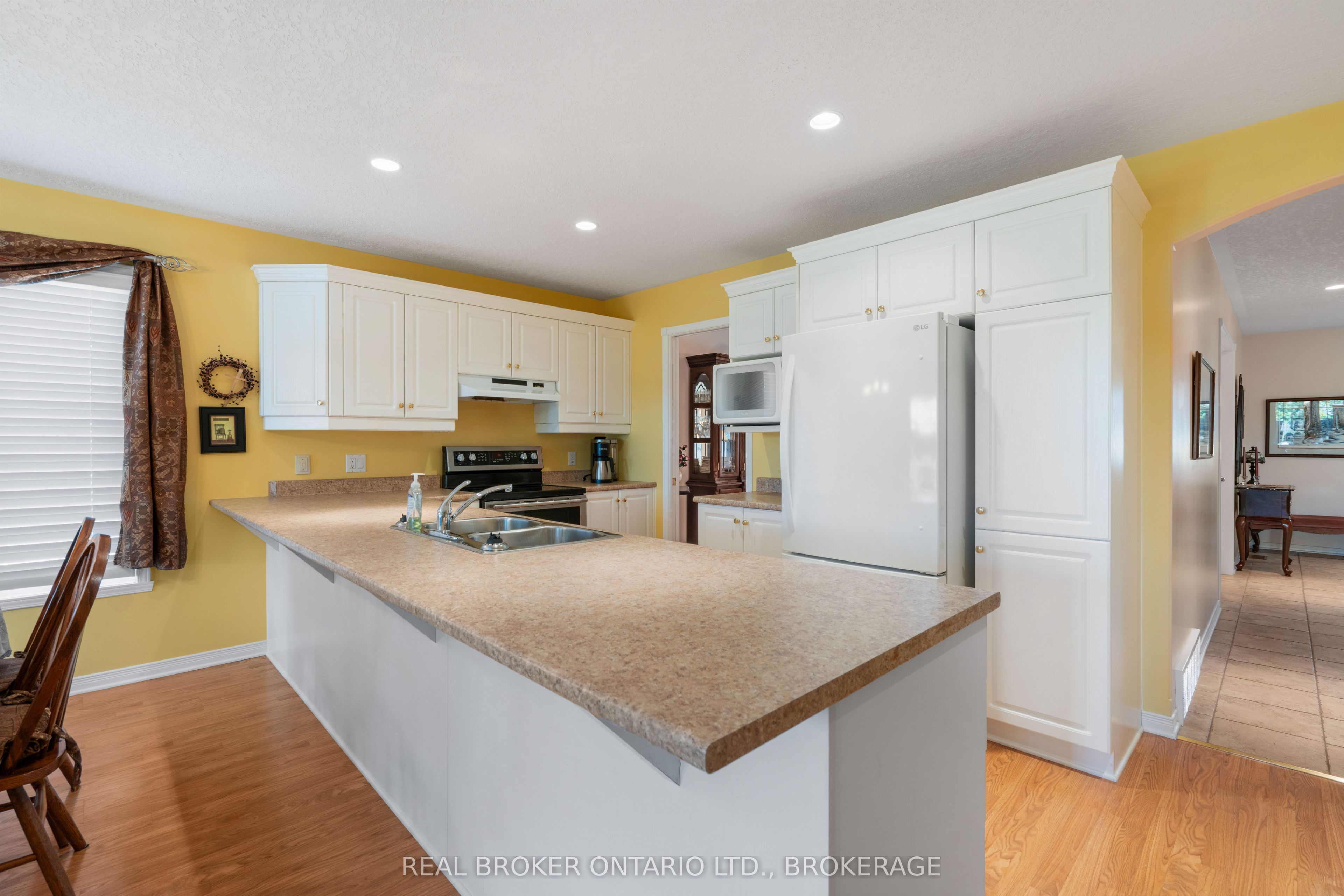 508 Jo Anne Crescent Property Photo 16