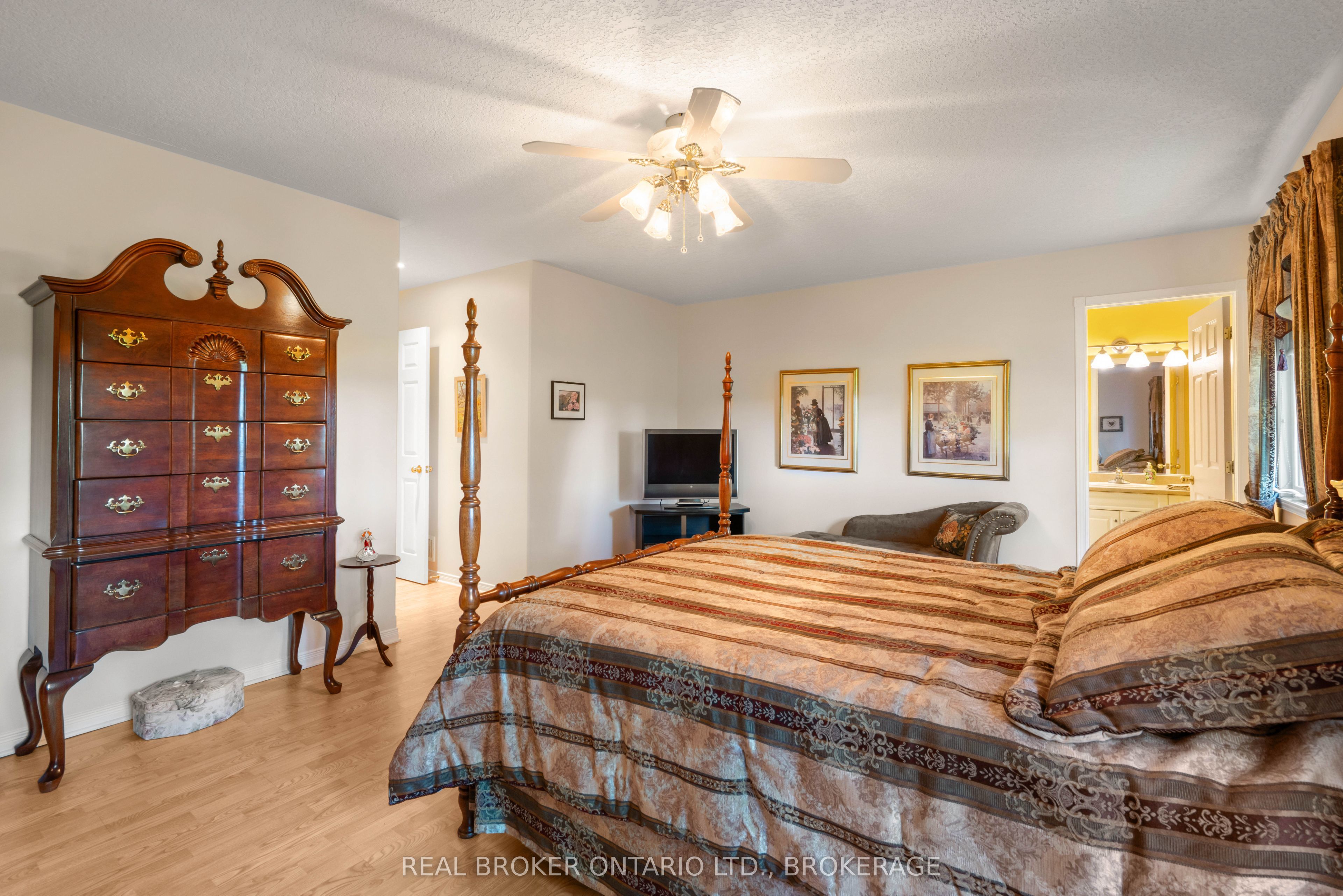 508 Jo Anne Crescent Property Photo 27