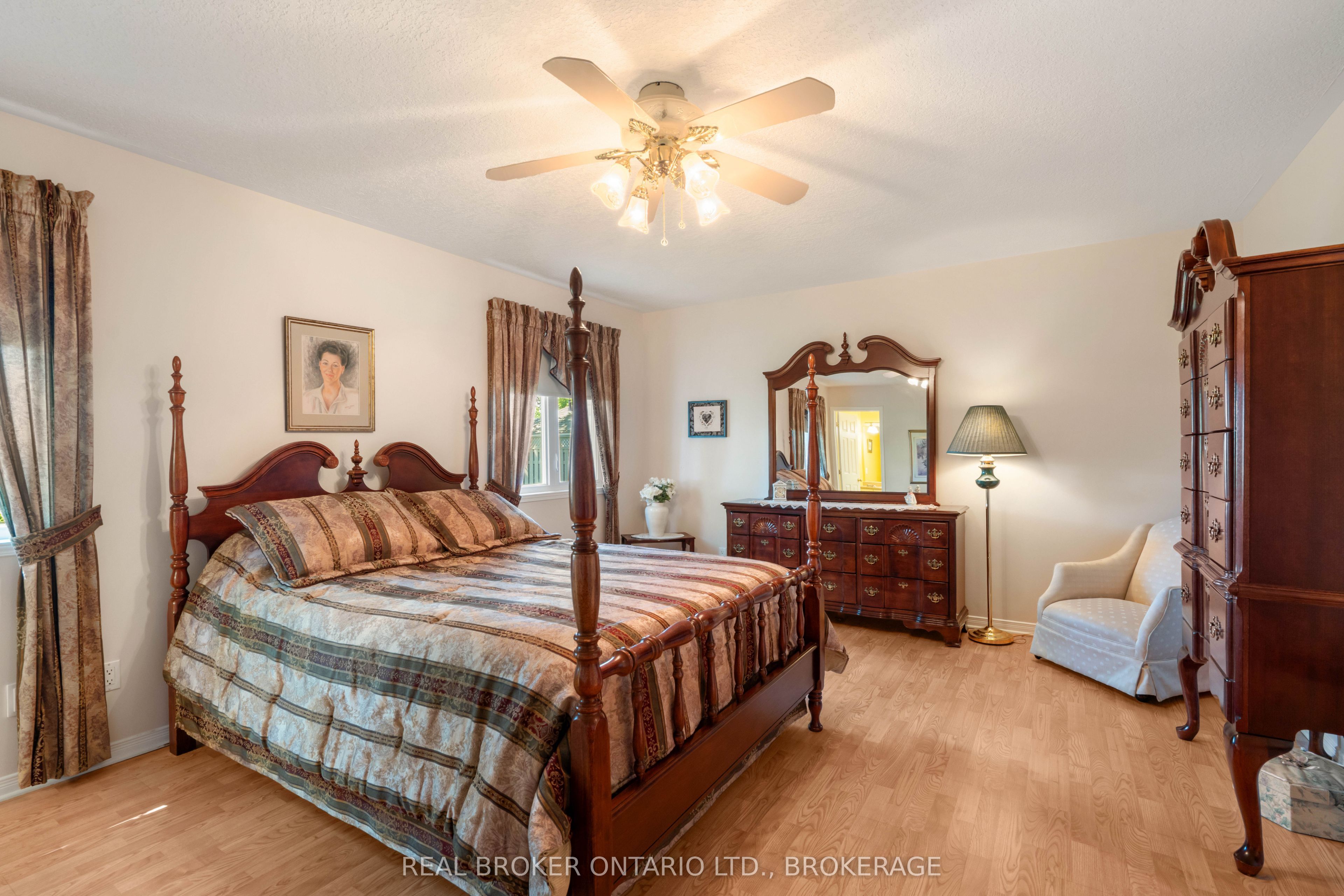 508 Jo Anne Crescent Property Photo 28