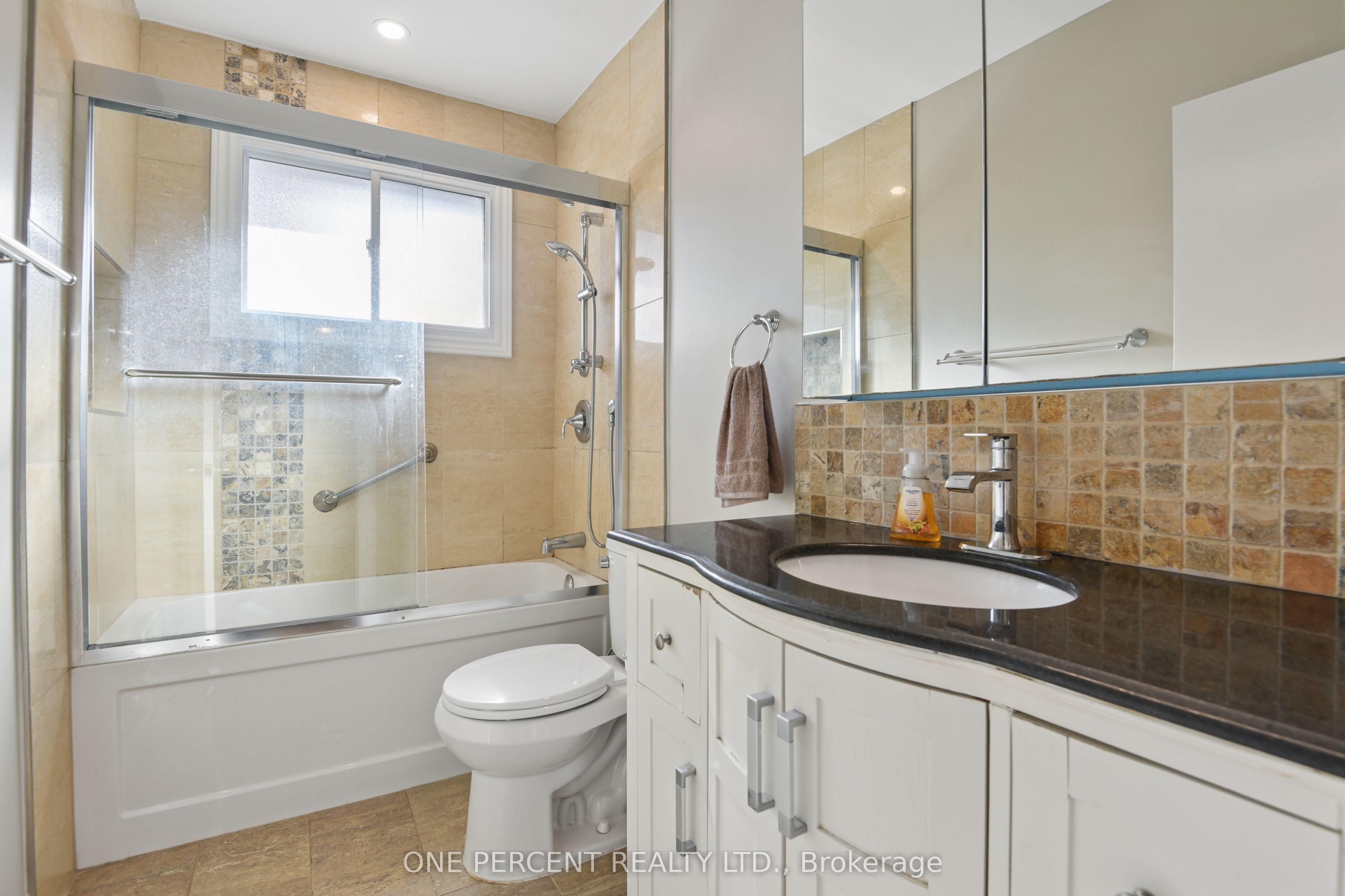 1240 Field Street Property Photo 23