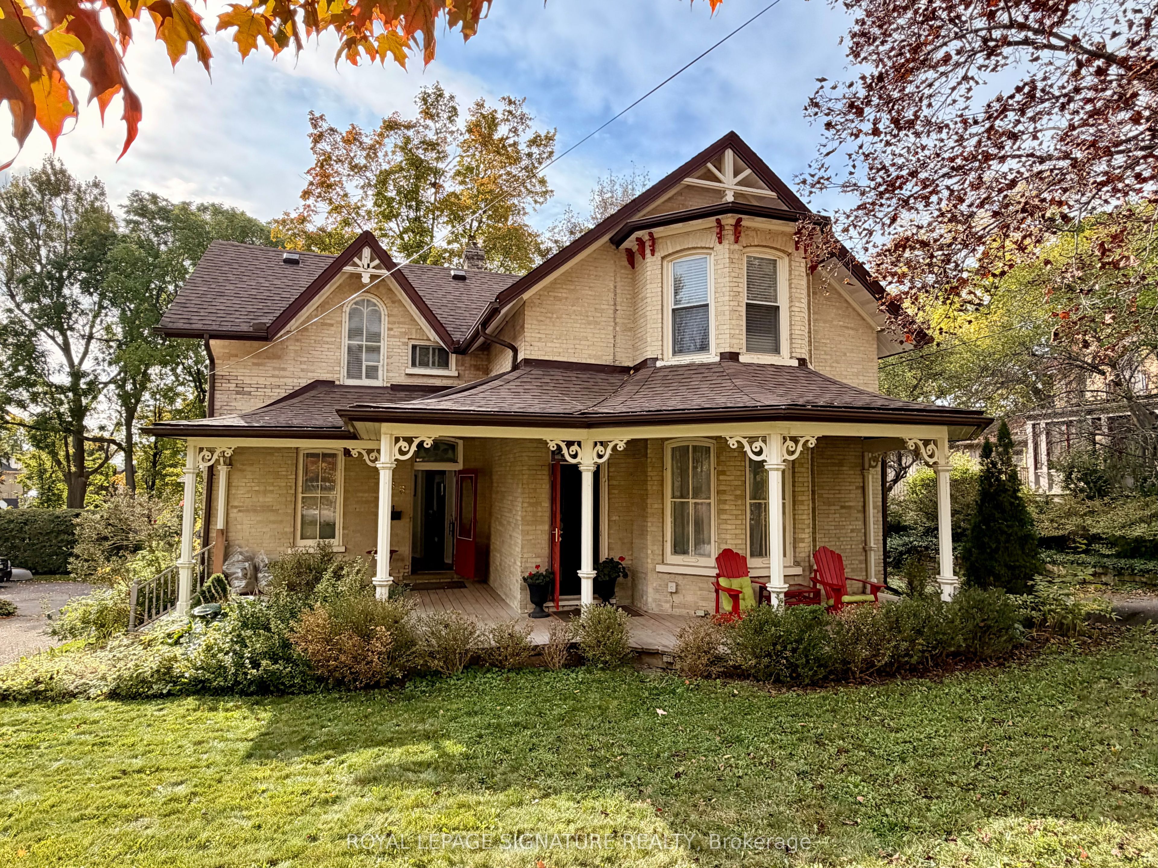 65 Bond Street W Property Photo 1