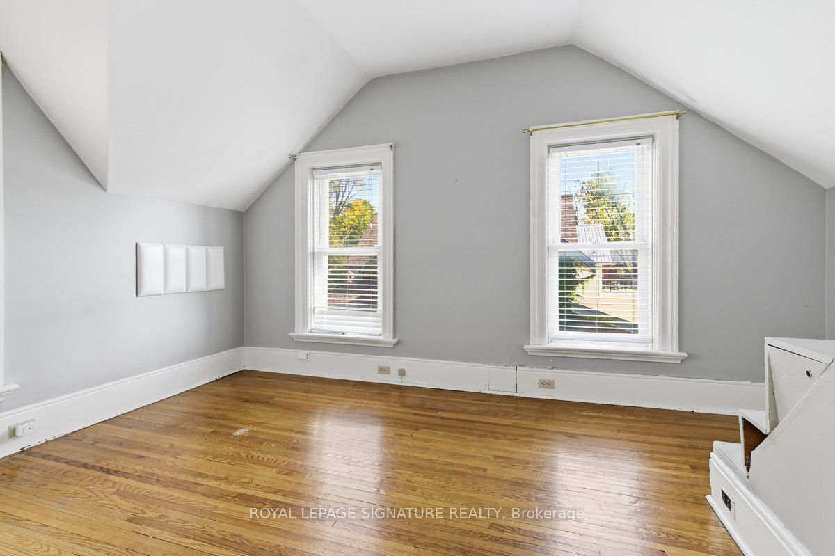 65 Bond Street W Property Photo 13