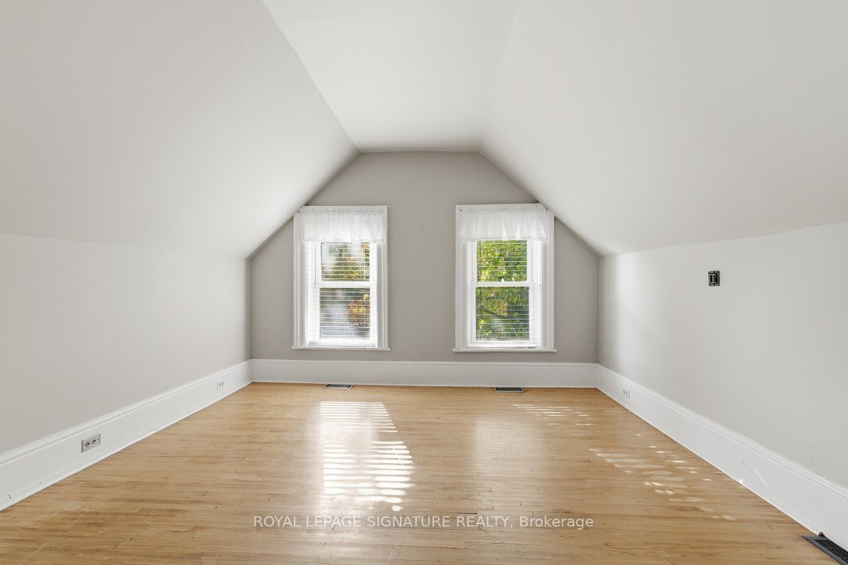 65 Bond Street W Property Photo 15