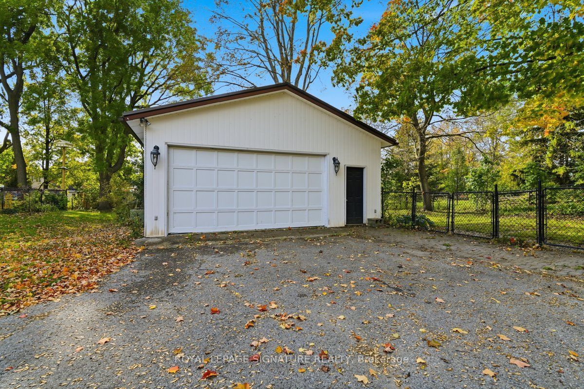 65 Bond Street W Property Photo 21