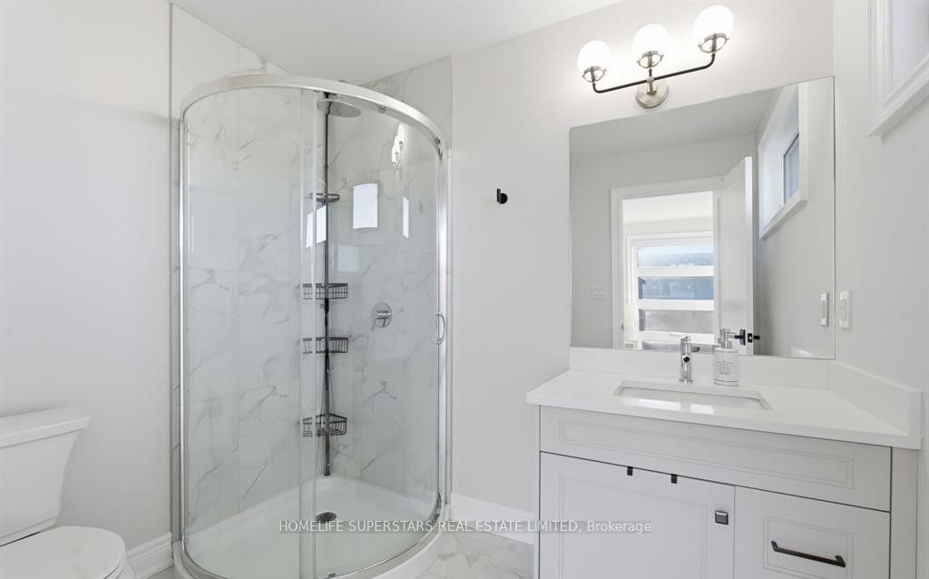 7403 Sherrilee Crescent Property Photo 14