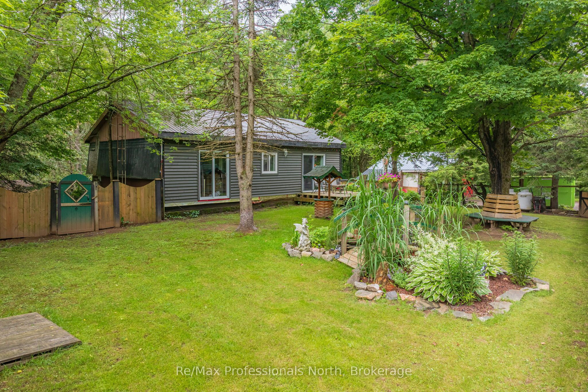 1465 Falkenburg Road Property Photo 1