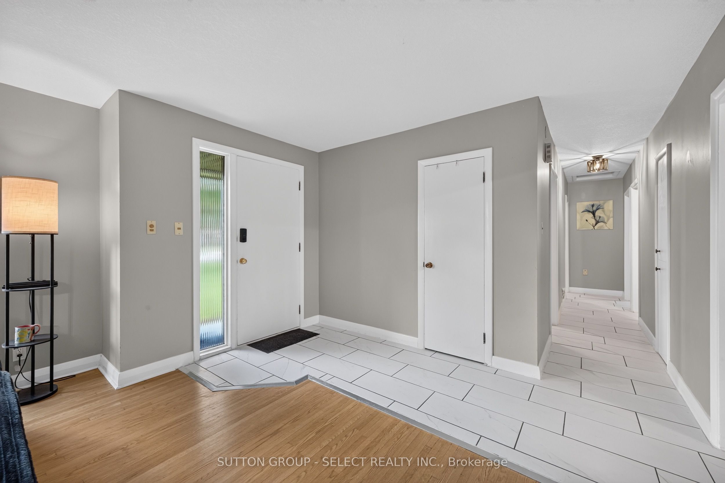 305 Stephen Street Property Photo 4