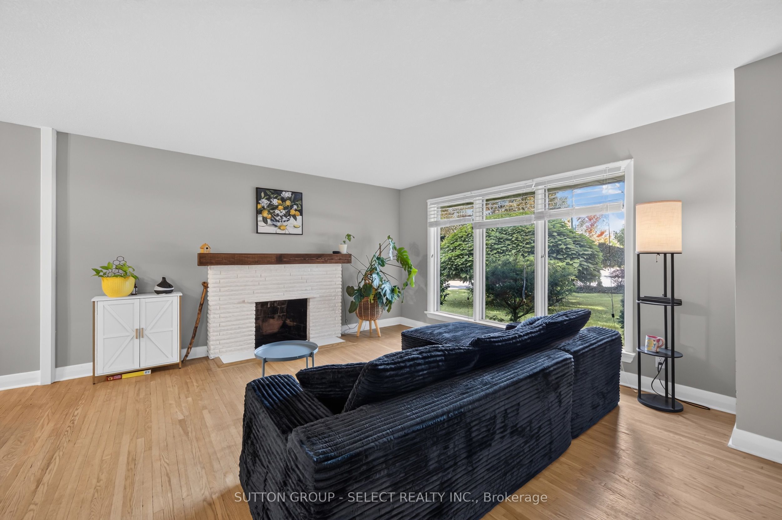305 Stephen Street Property Photo 5