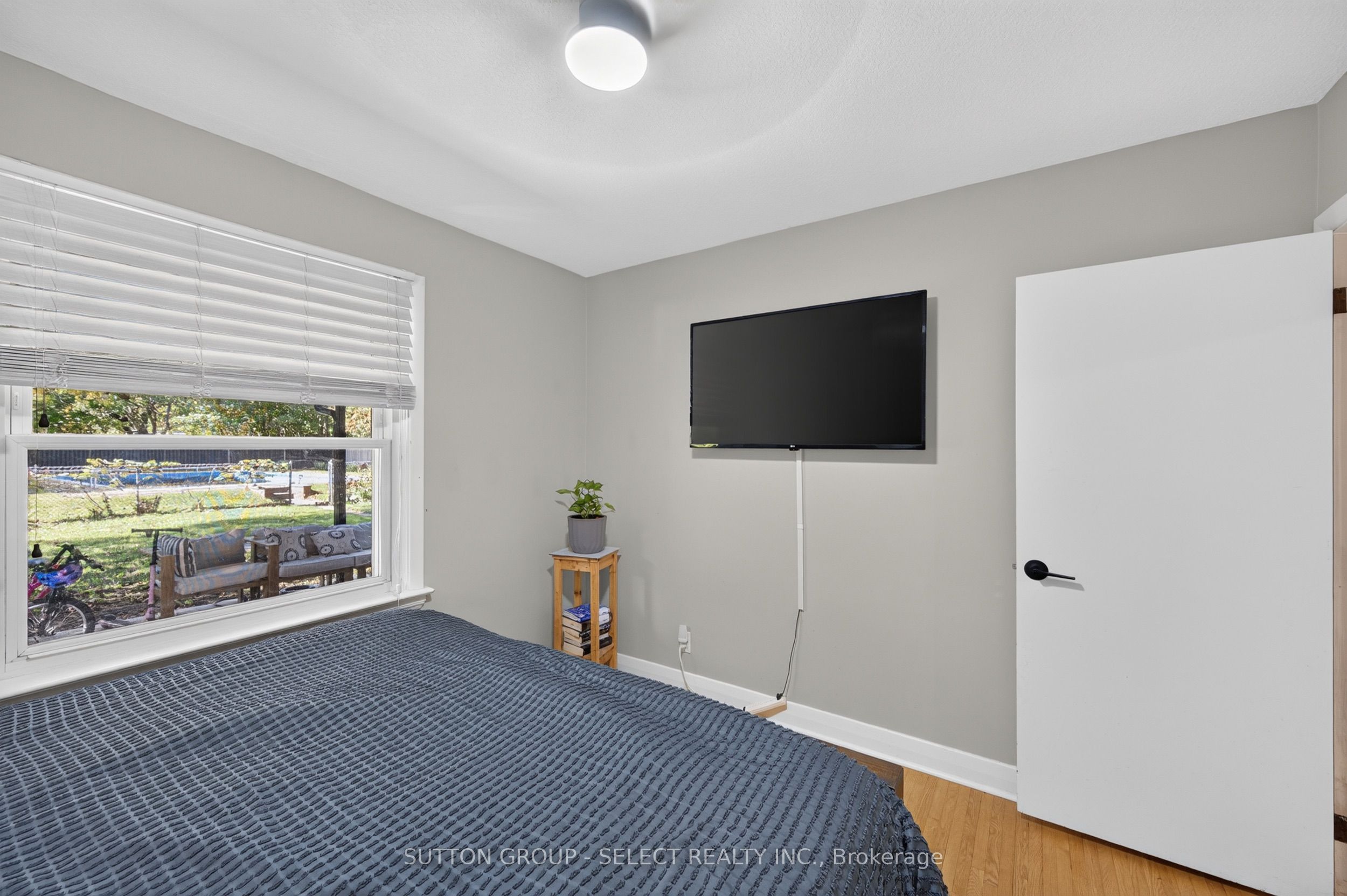 305 Stephen Street Property Photo 17
