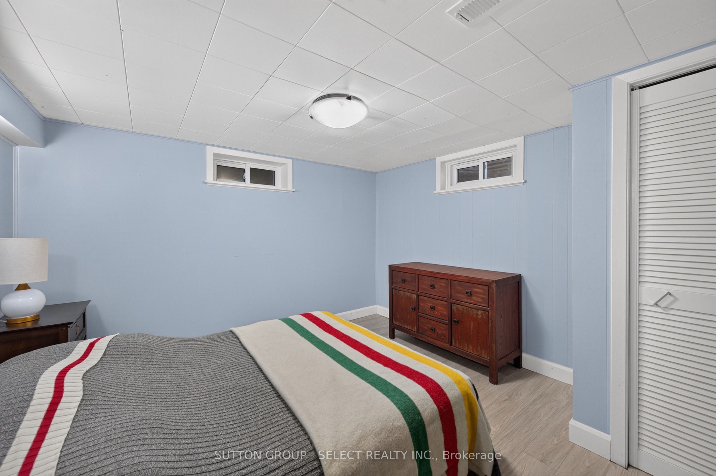 305 Stephen Street Property Photo 25