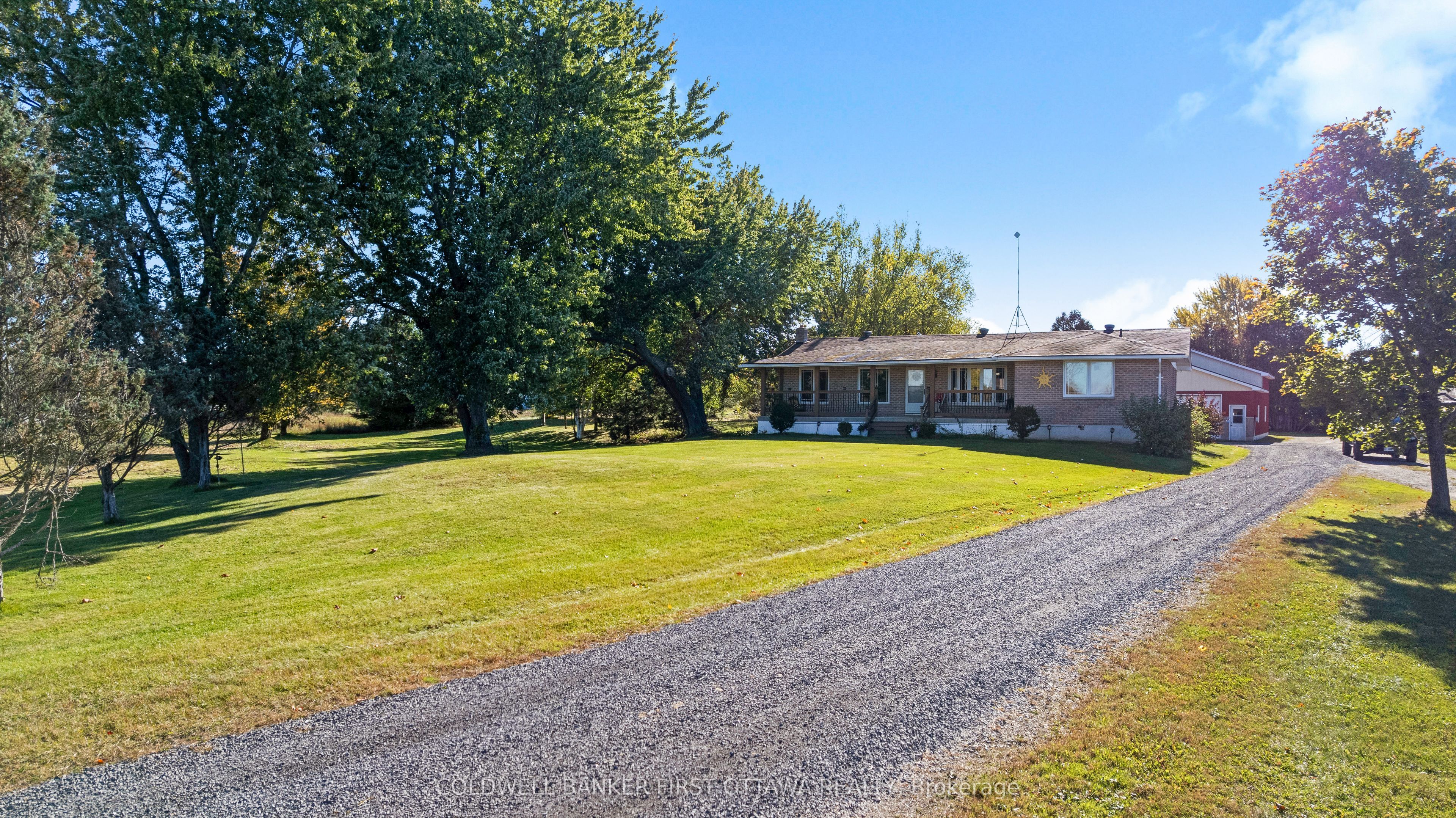 6739 43 Highway Property Photo 2