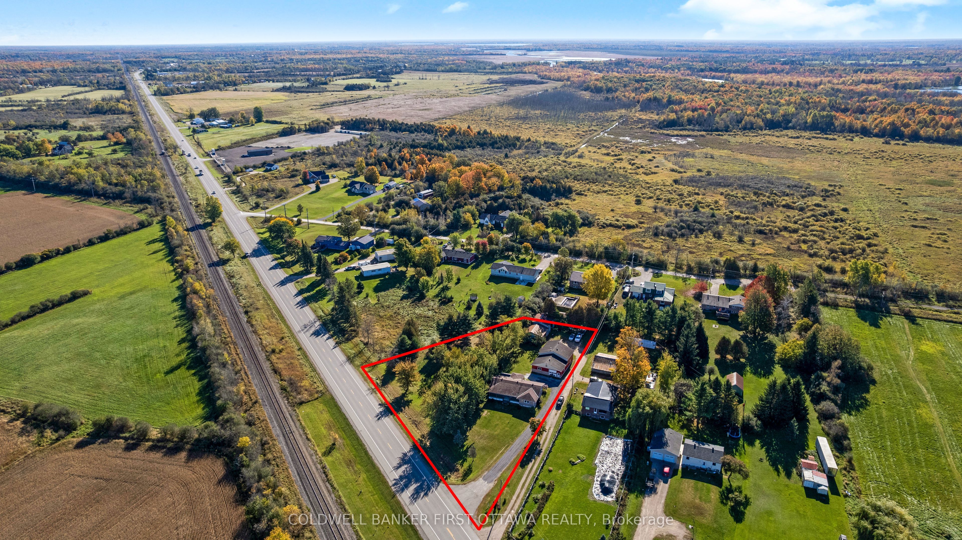 6739 43 Highway Property Photo 4