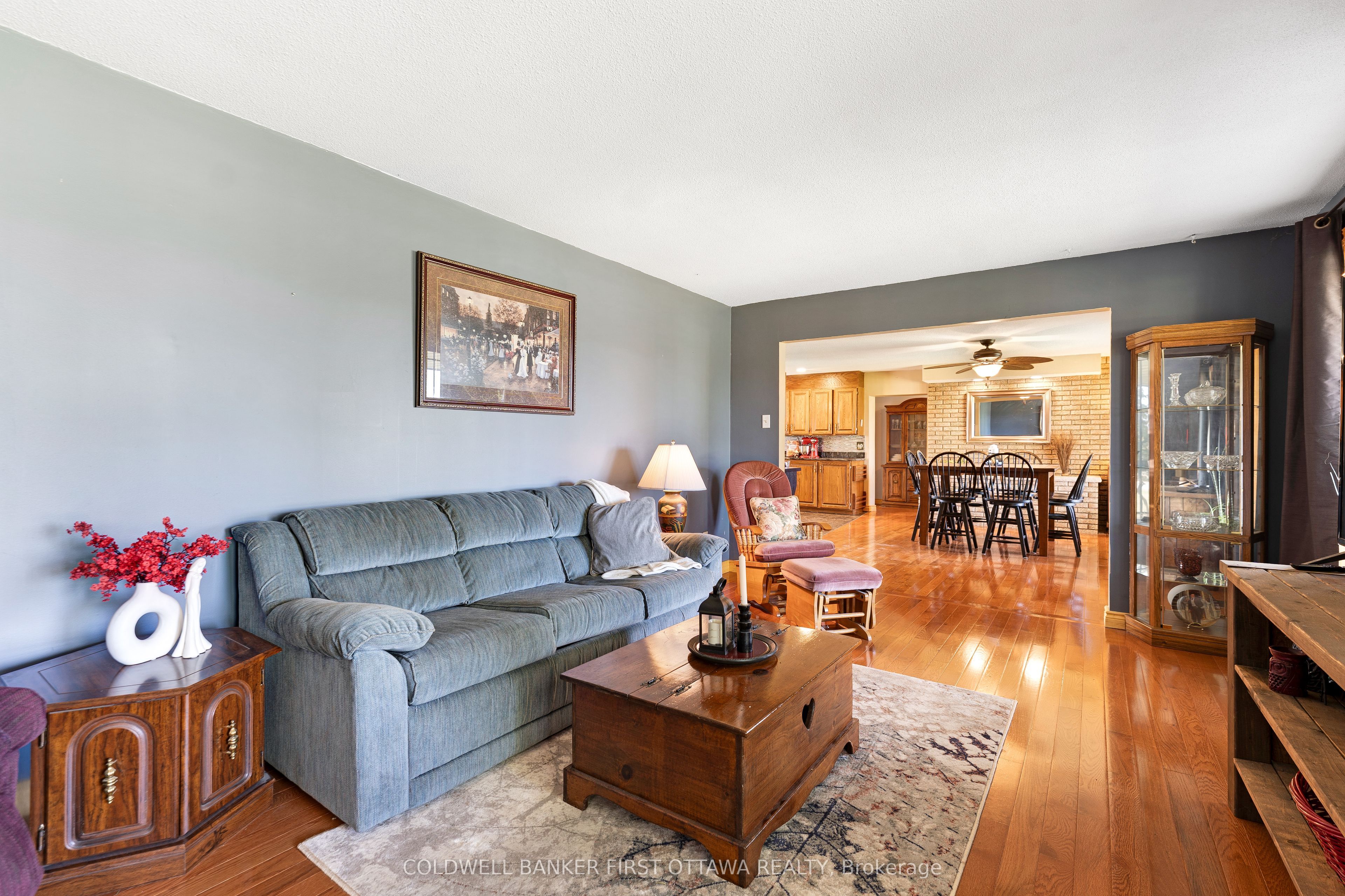6739 43 Highway Property Photo 12