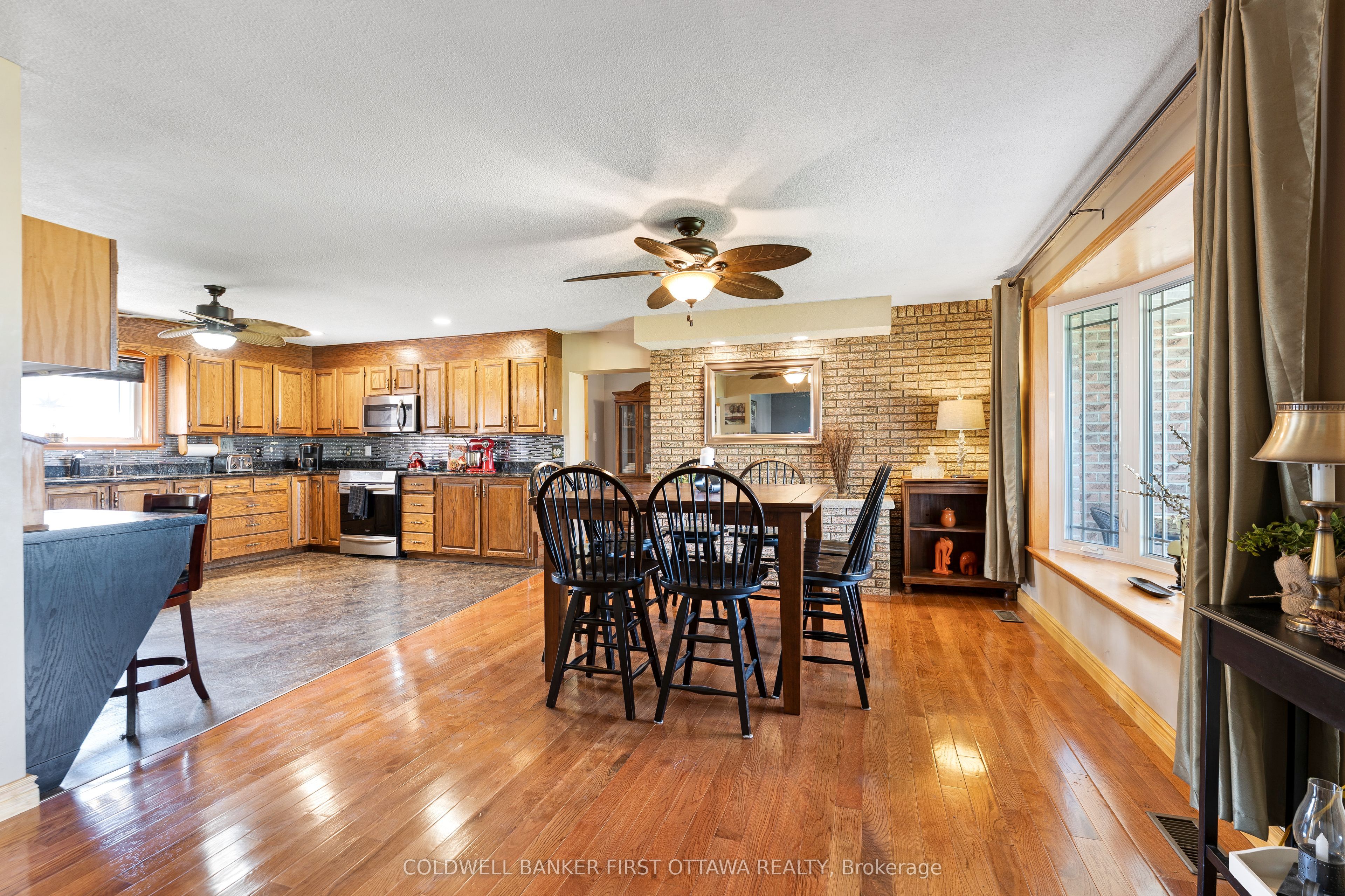 6739 43 Highway Property Photo 16