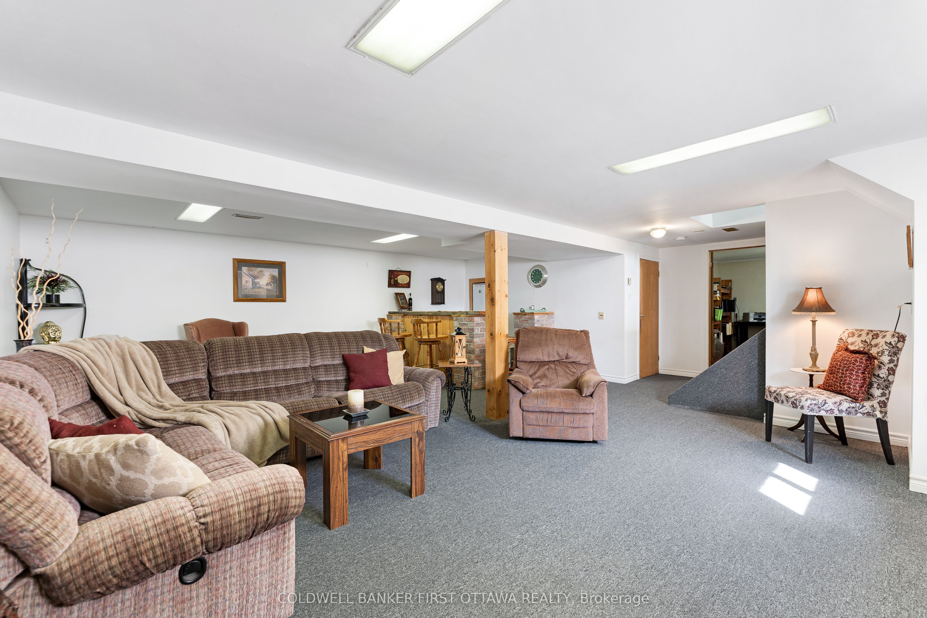 6739 43 Highway Property Photo 30