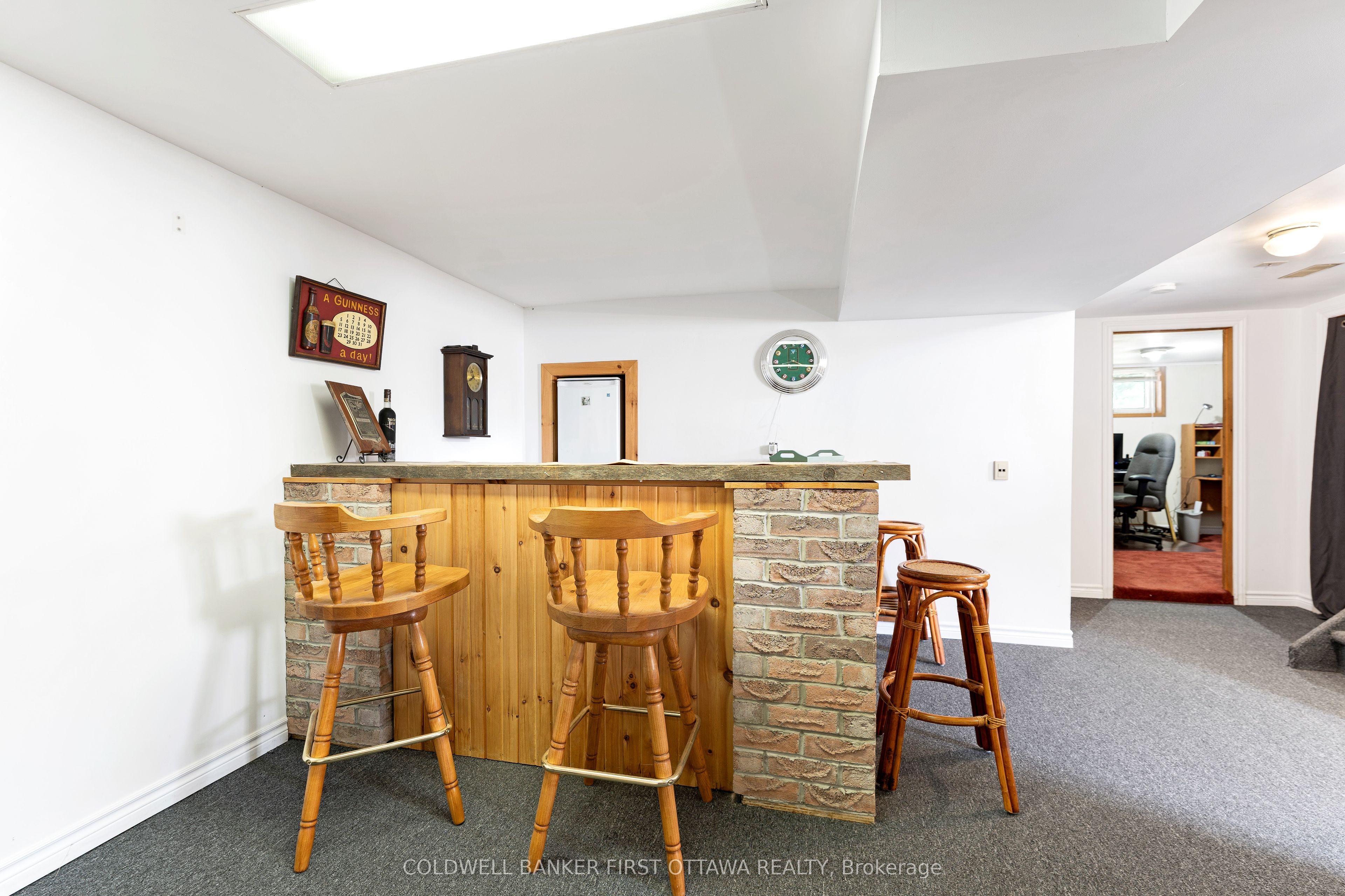 6739 43 Highway Property Photo 32