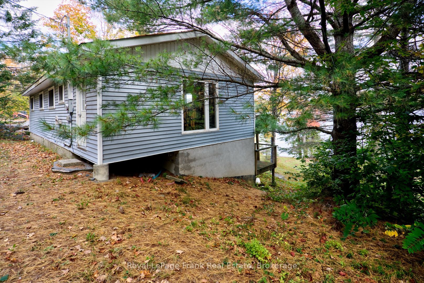 231 West Diamond Lake Road Property Photo 6