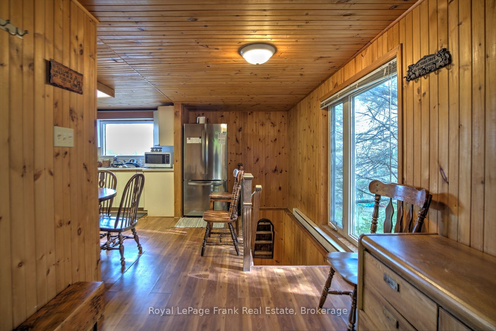 231 West Diamond Lake Road Property Photo 8
